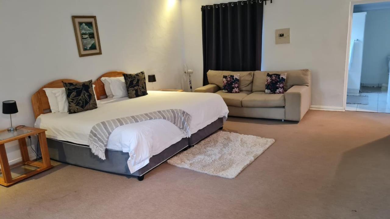 The Hertford Country Hotel