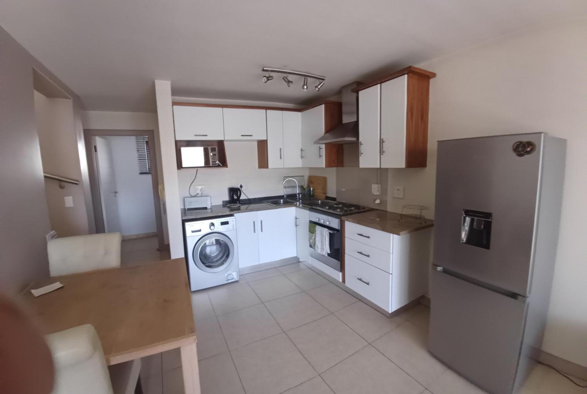 Apartment Mount Royal 30 Large 1 Bed With Balcony Johannesburg