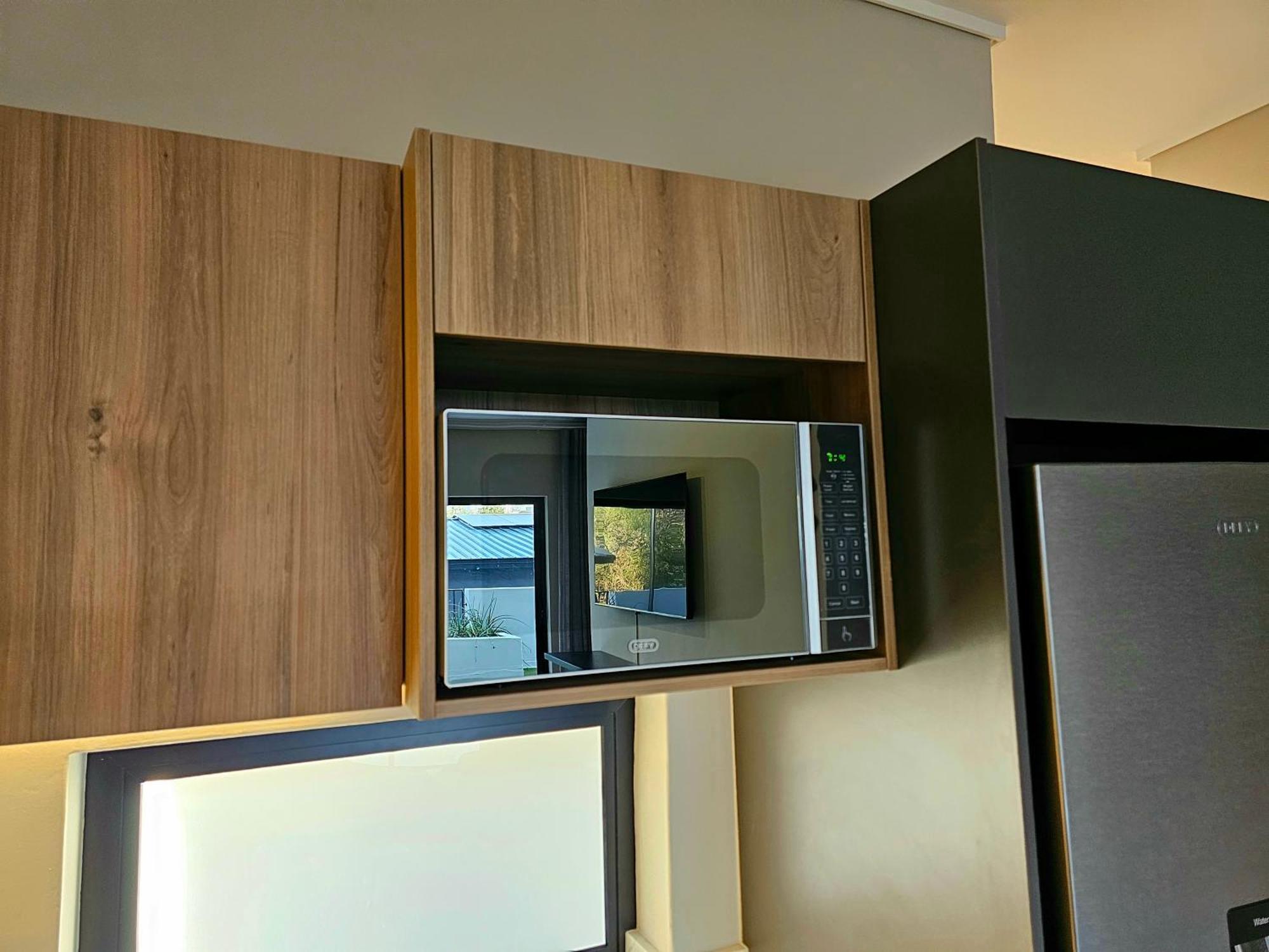 2br With 2 Kitchens & Balcony Apartment