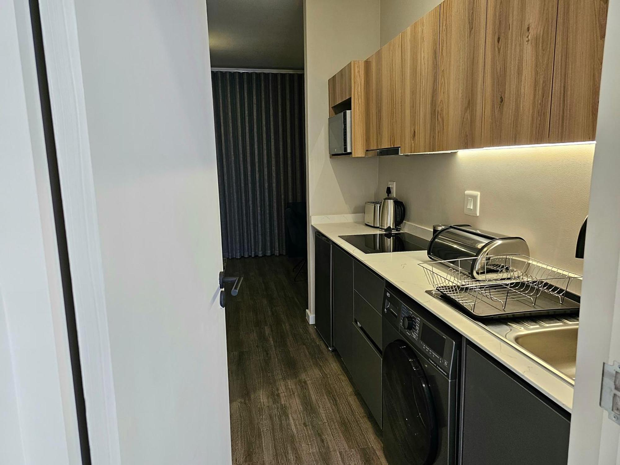 2br With 2 Kitchens & Balcony Apartment *