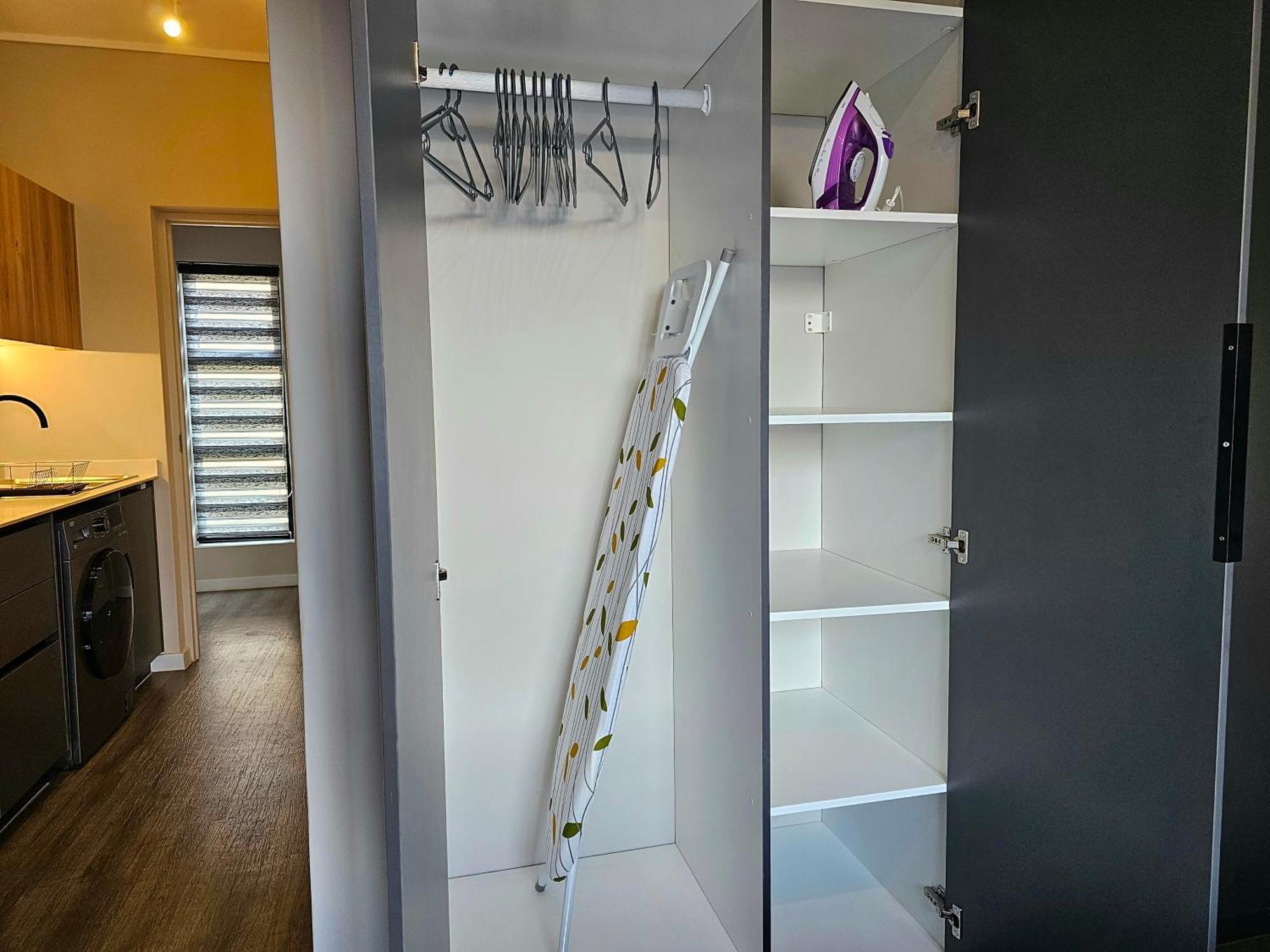 2br With 2 Kitchens & Balcony Apartment Johannesburg