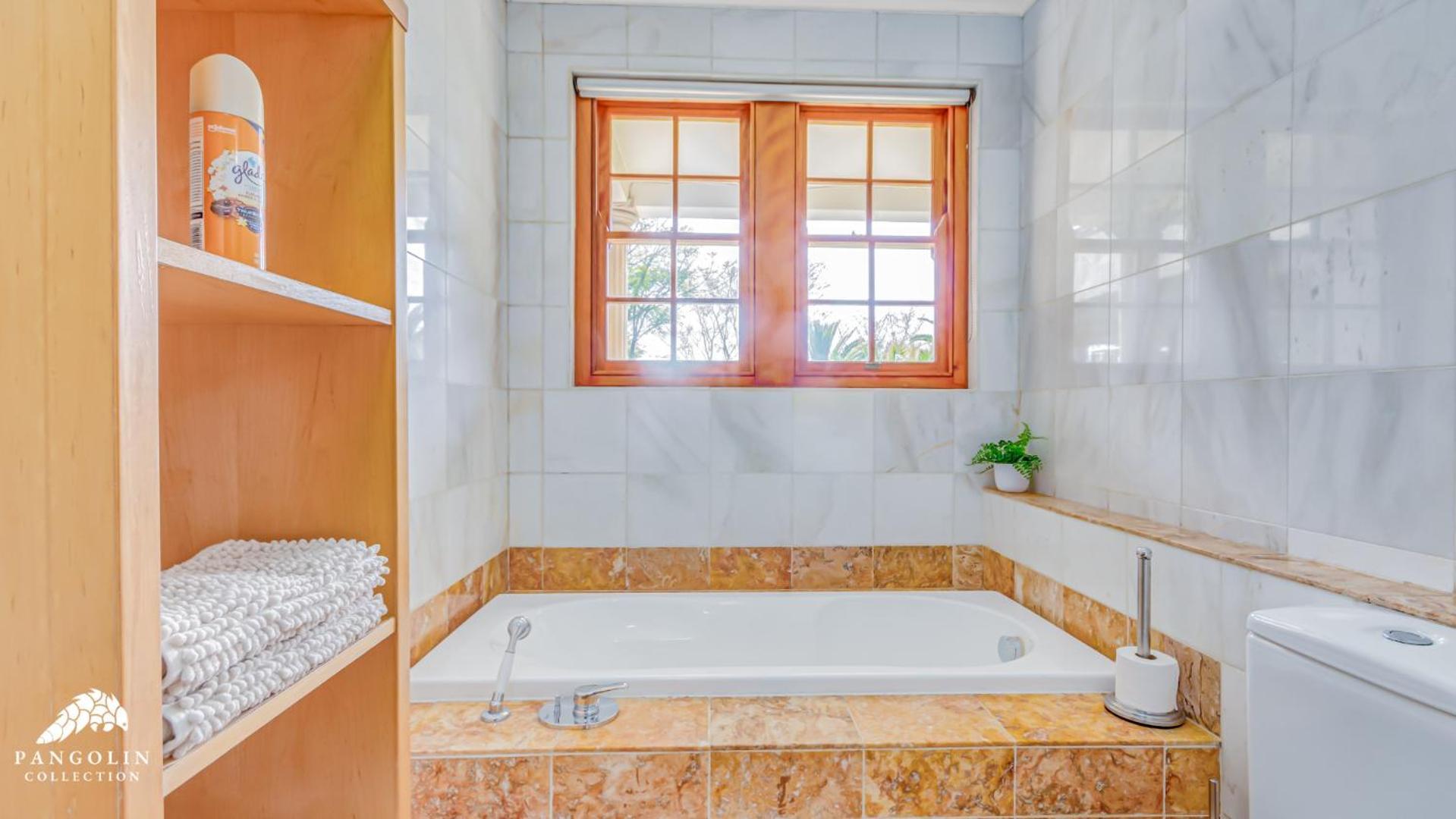 House Sunbeam, With Breakfast And Self-catering Johannesburg