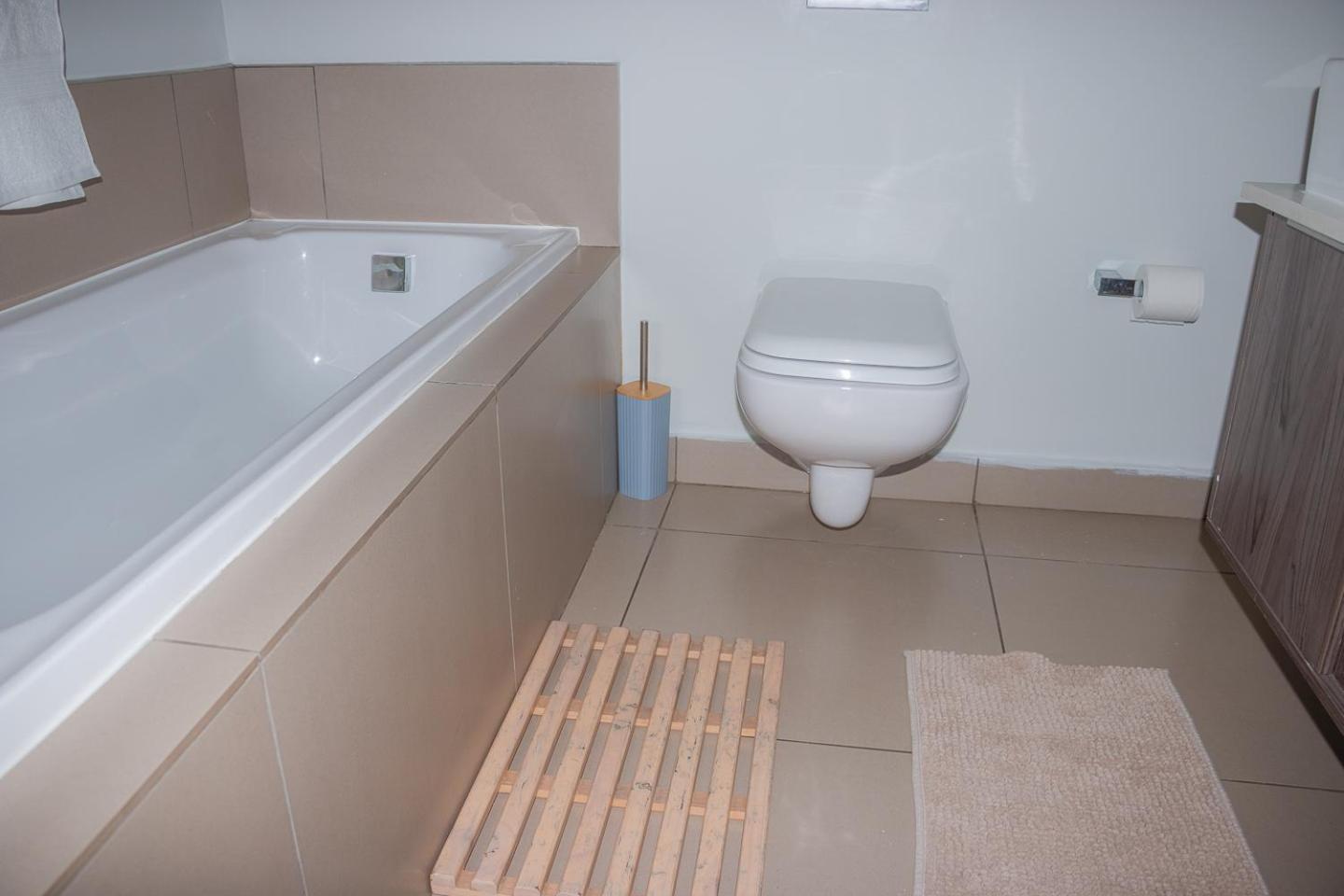 Apartment Modern Luxury Apartments, Sandton