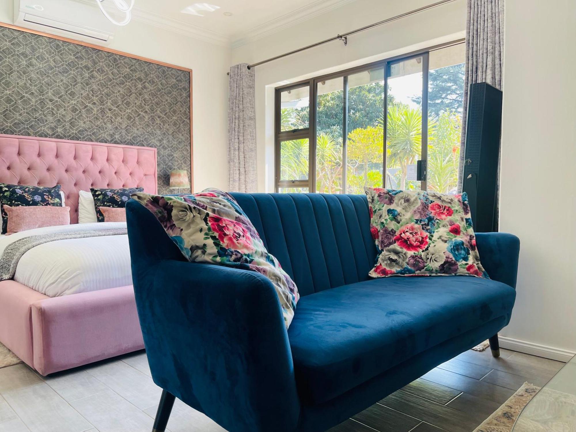 24 On Basil Boutique Luxury Khách sạn 4*