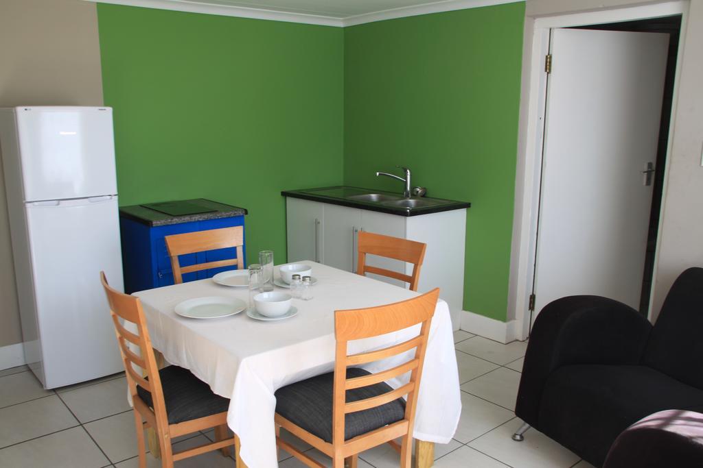 10 Cadoza Bnb Johannesburg