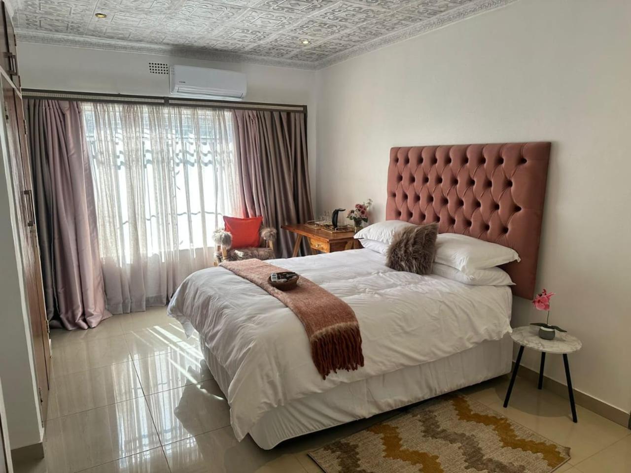 Lifegate Guest house