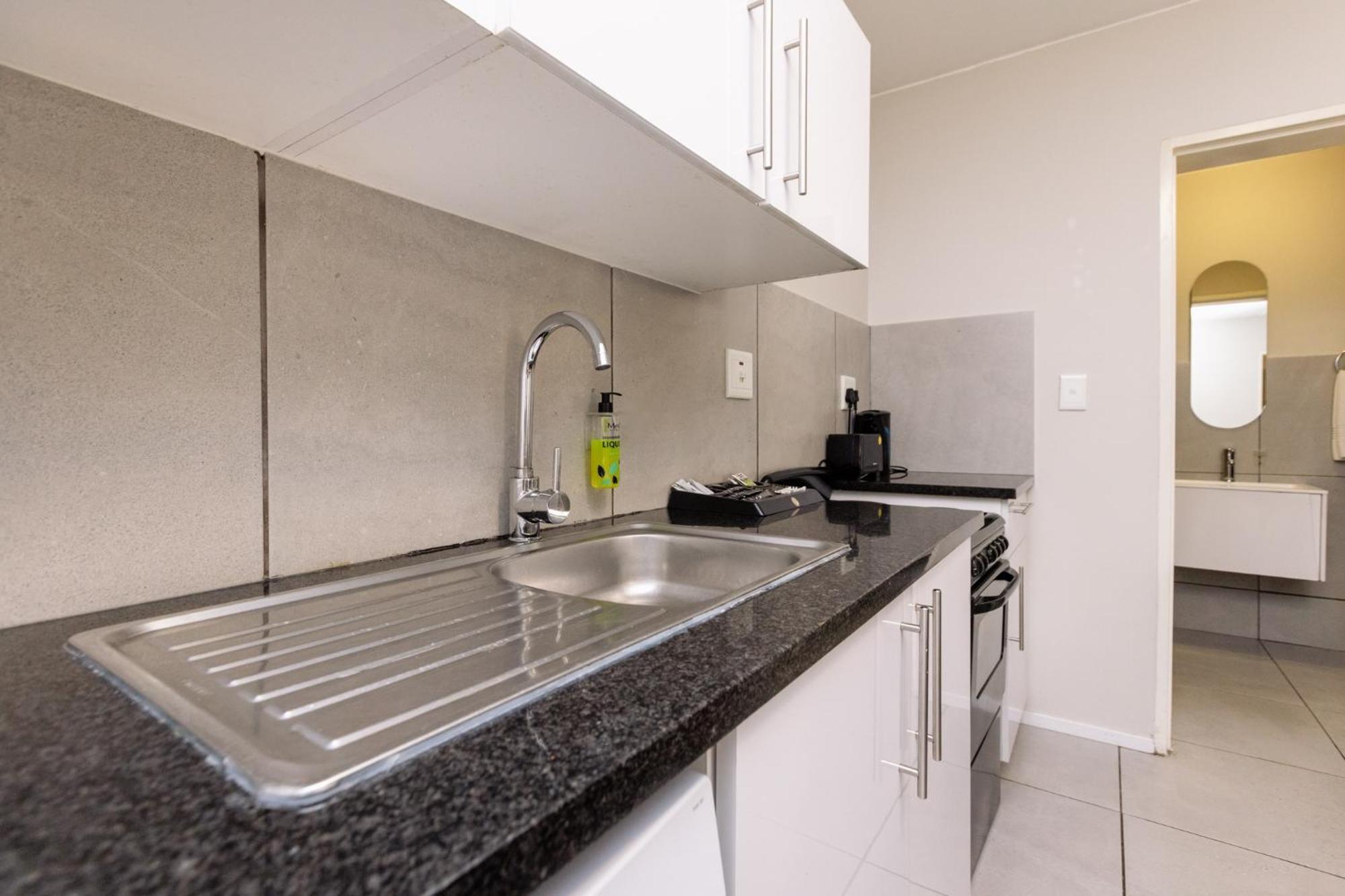 Apartment Mint Express Sandton View Johannesburg