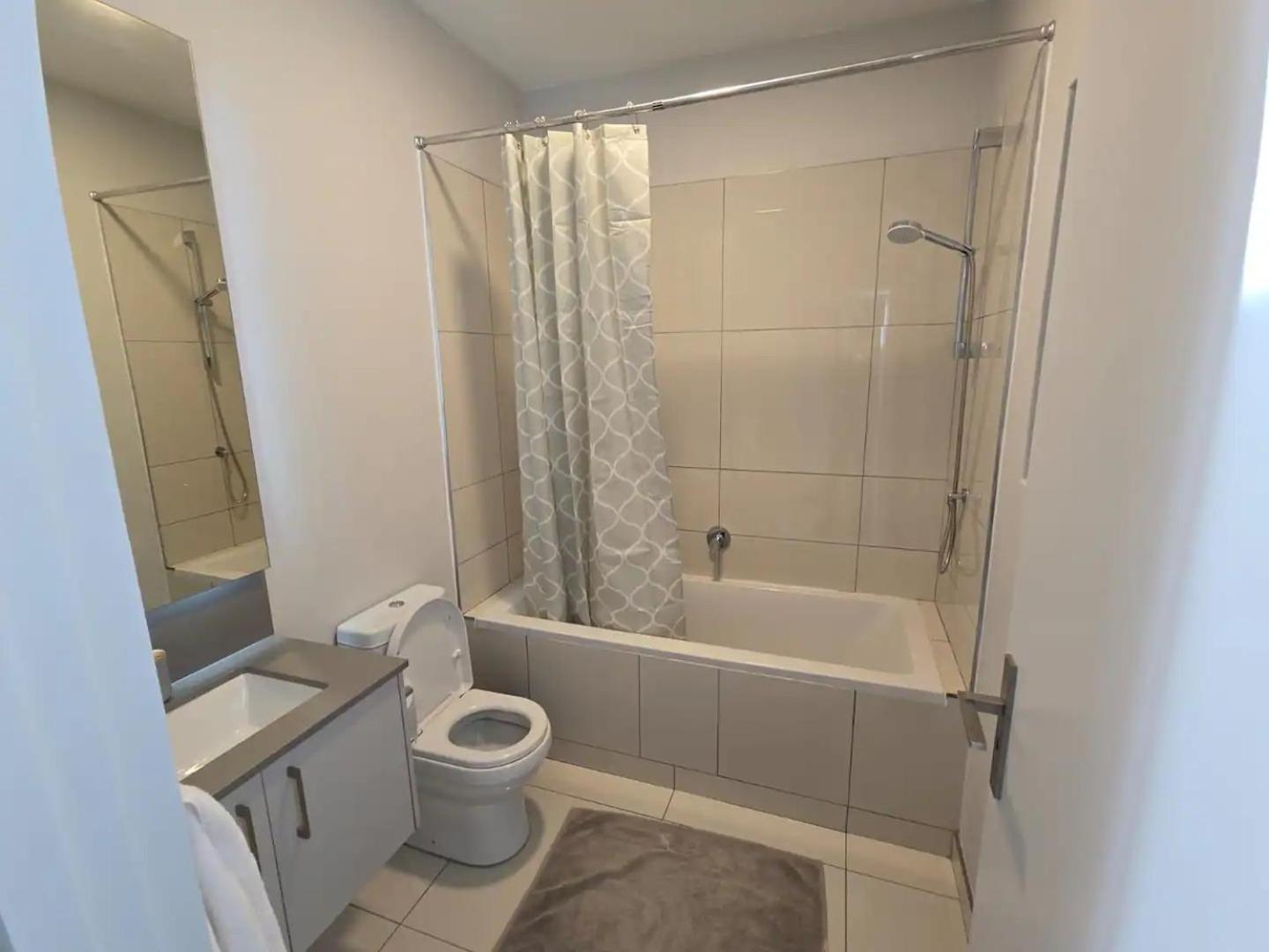 Apartamento 1008 The Median, Rosebank *