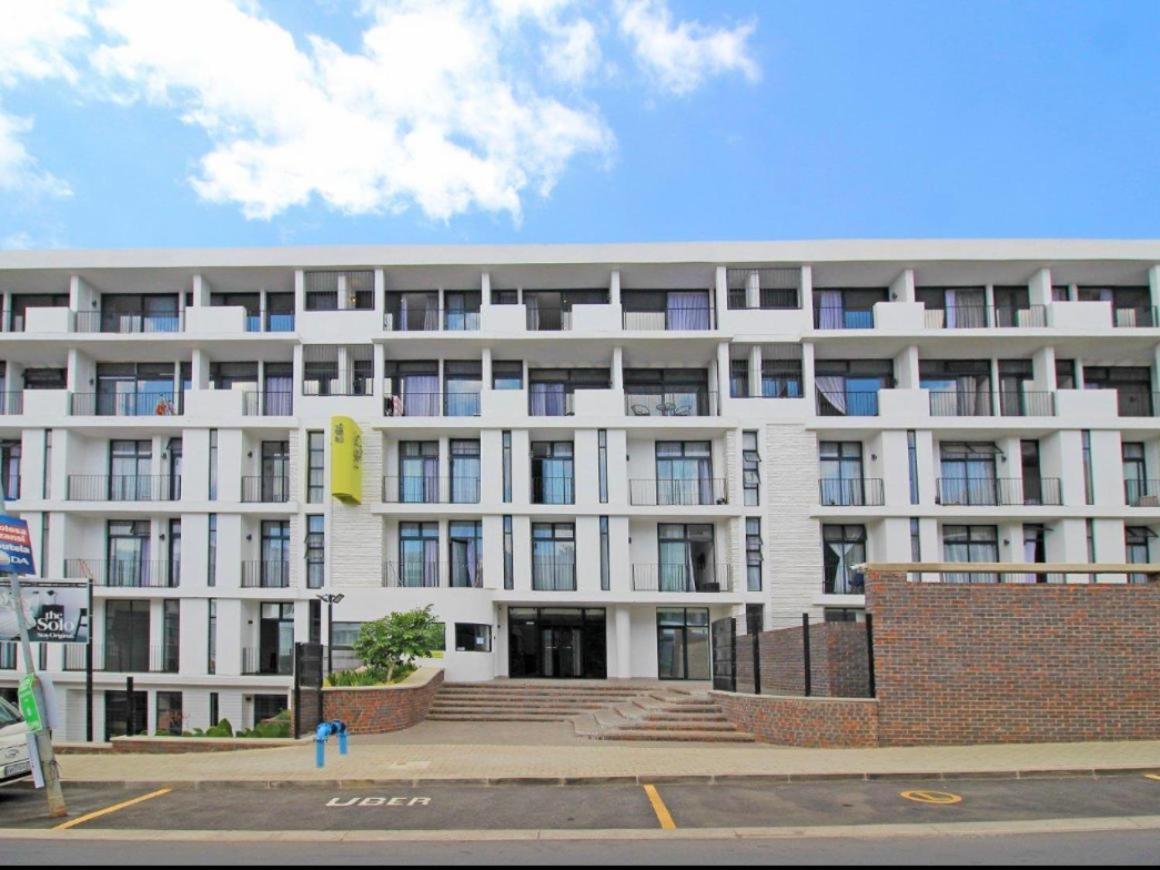 Apartment The Solo-two Bed Upmarket Unit