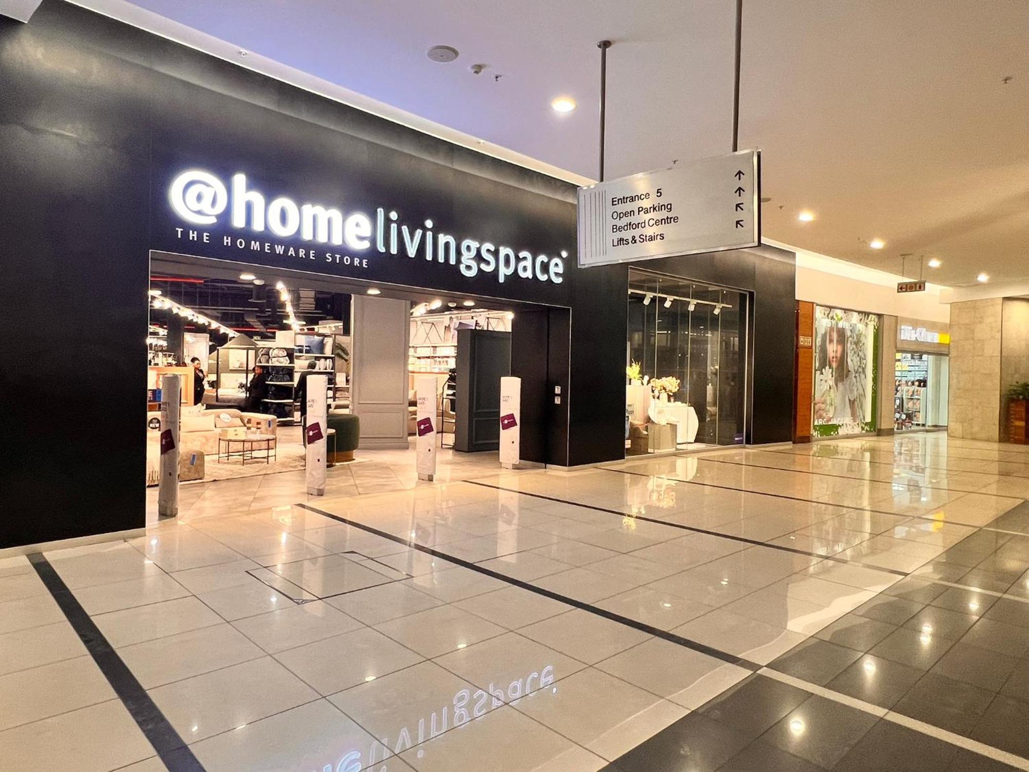 Executive 2-bedroom Luxury In Bedford Centre Mall Apartment *