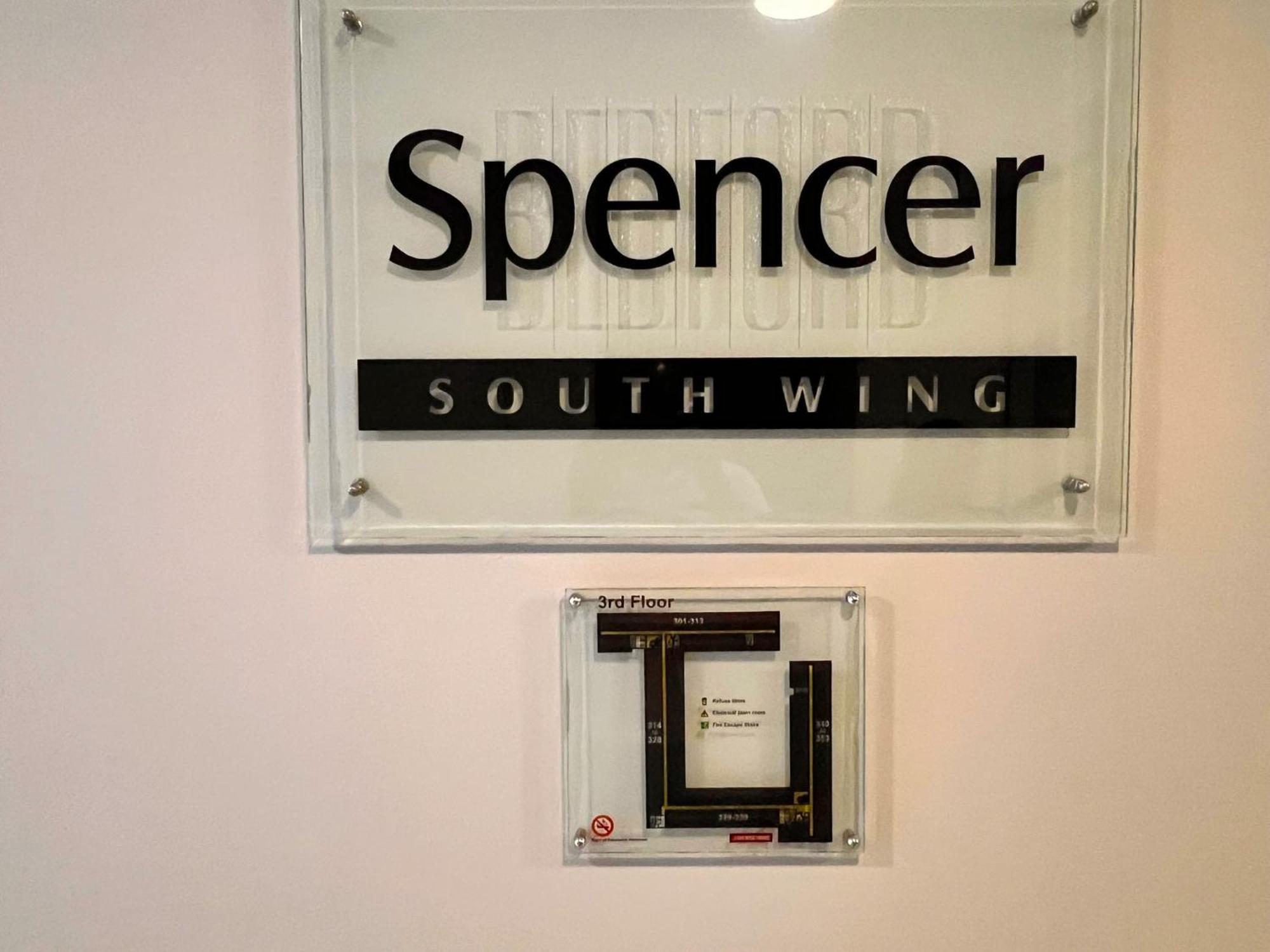 Executive 2-bedroom Luxury In Bedford Centre Mall Apartment *