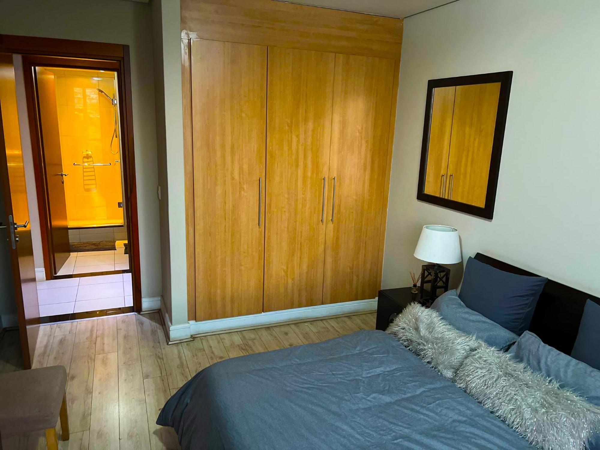 Executive 2-bedroom Luxury In Bedford Centre Mall Apartment Johannesburg