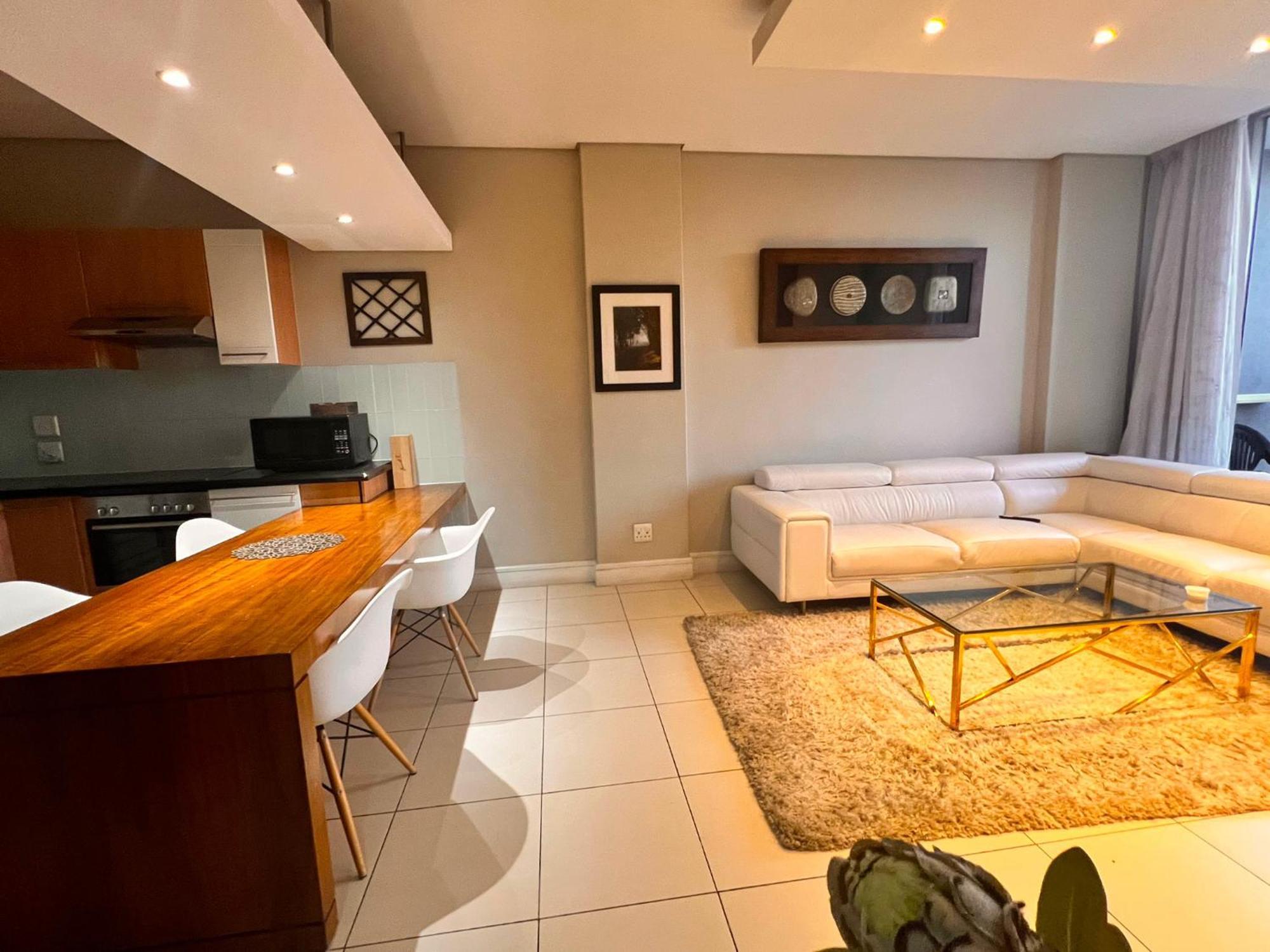 Executive 2-bedroom Luxury In Bedford Centre Mall Apartment