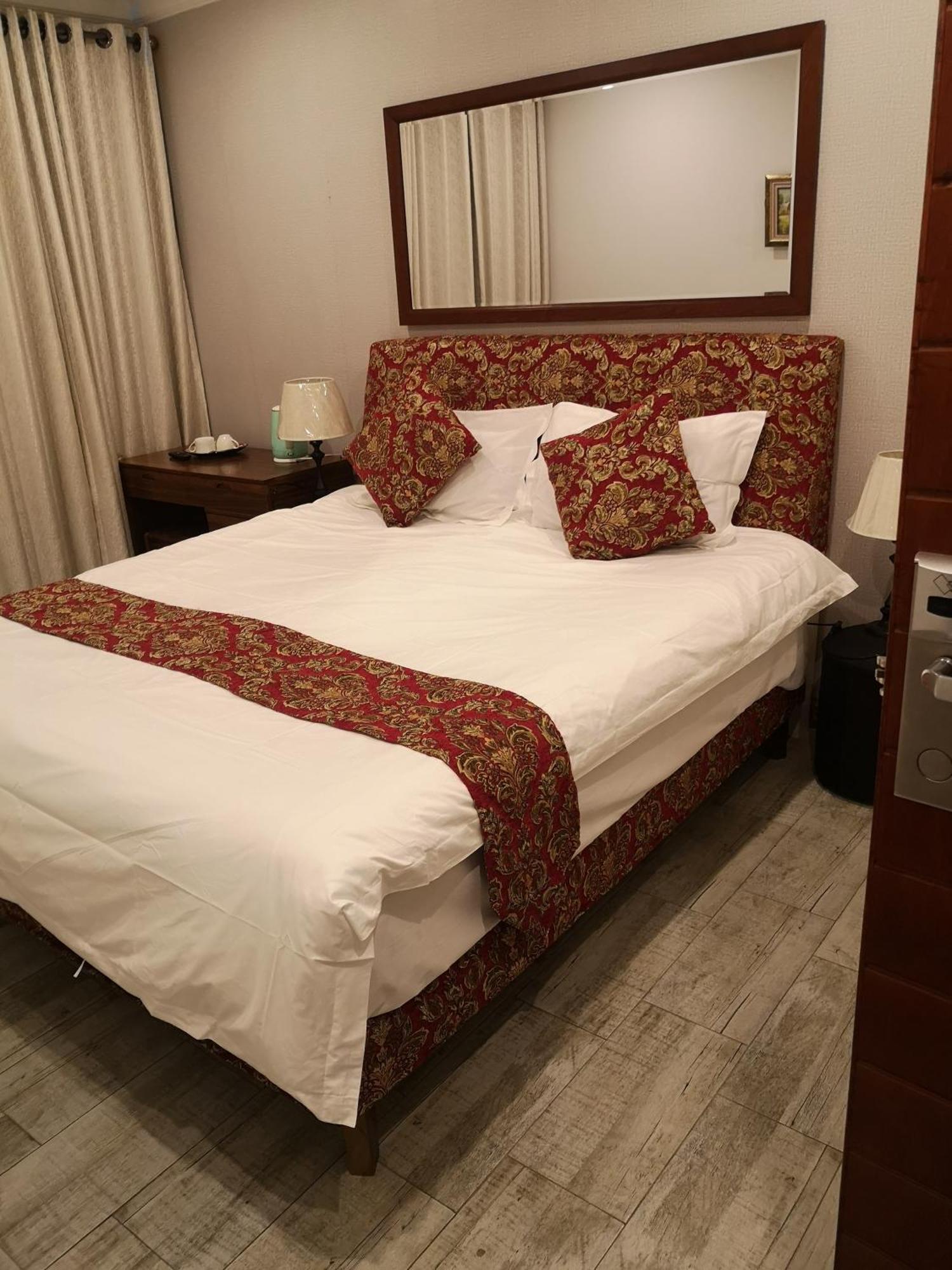 Lotus Guest house 3*
