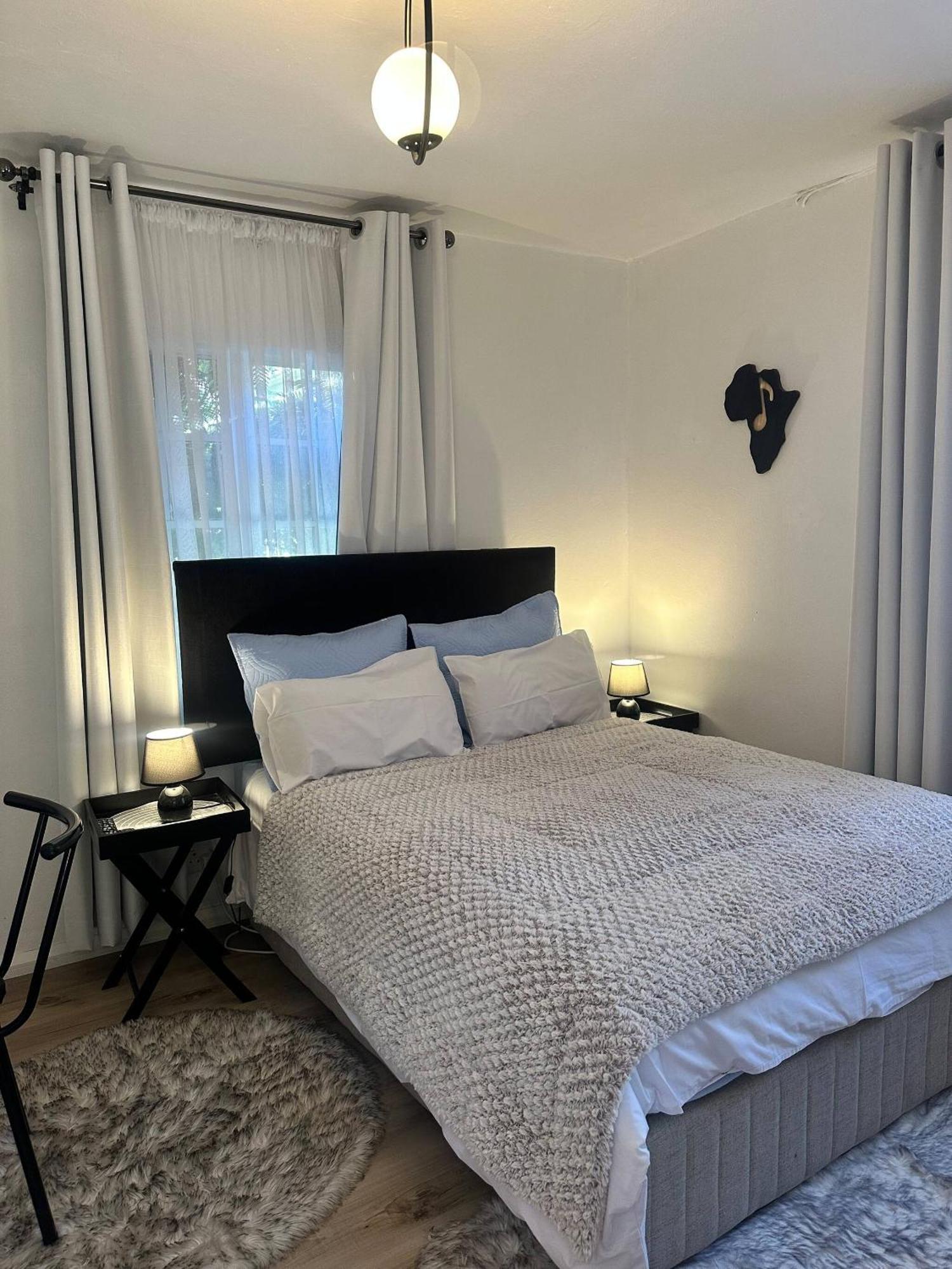 Apartment Charming Executive Studio, Solar Power, Wifi Johannesburg