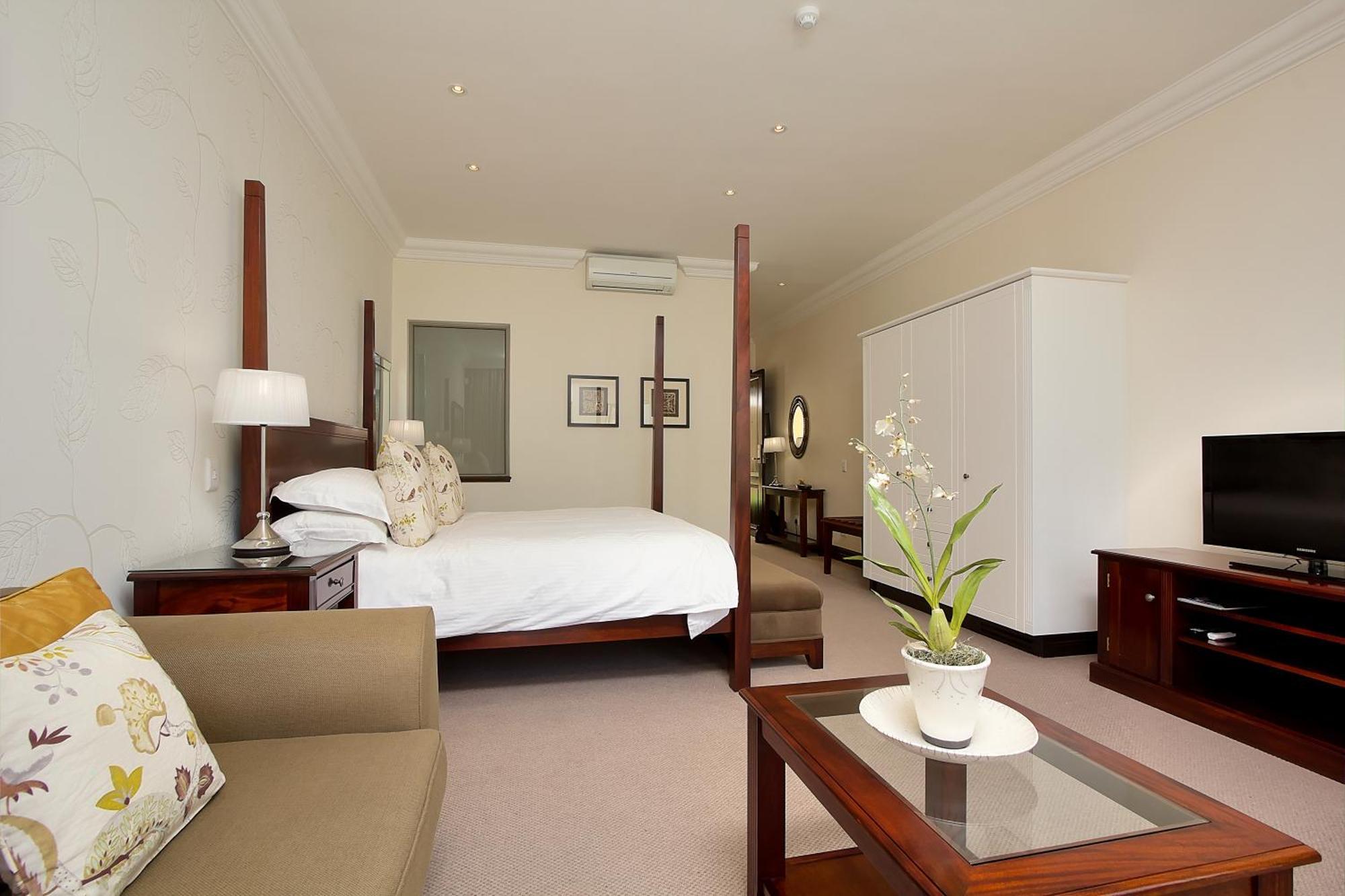 The Syrene Boutique Hotel