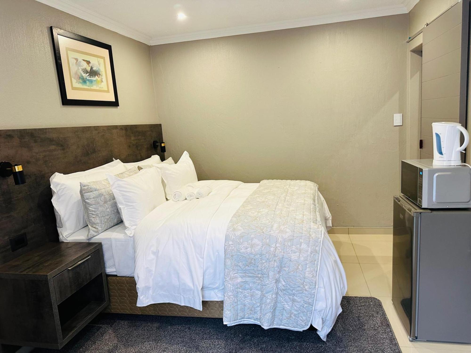 The Hide In Sandown-sandton Guest house