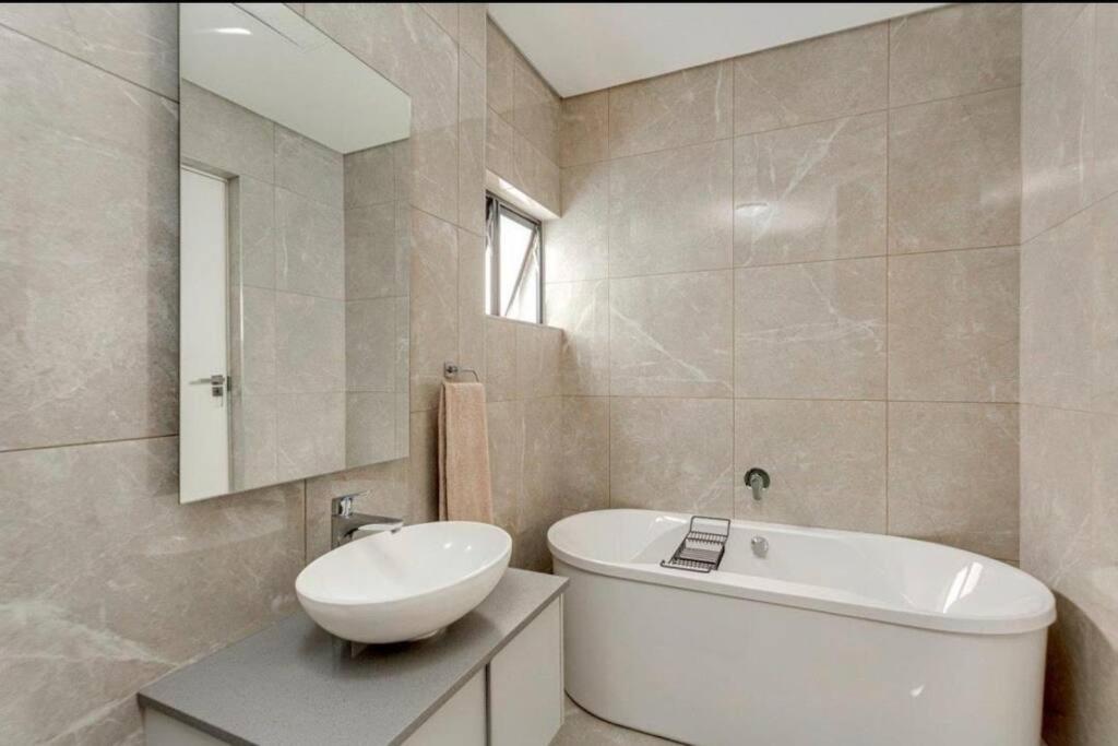 Luxury On Berkeley Johannesburg