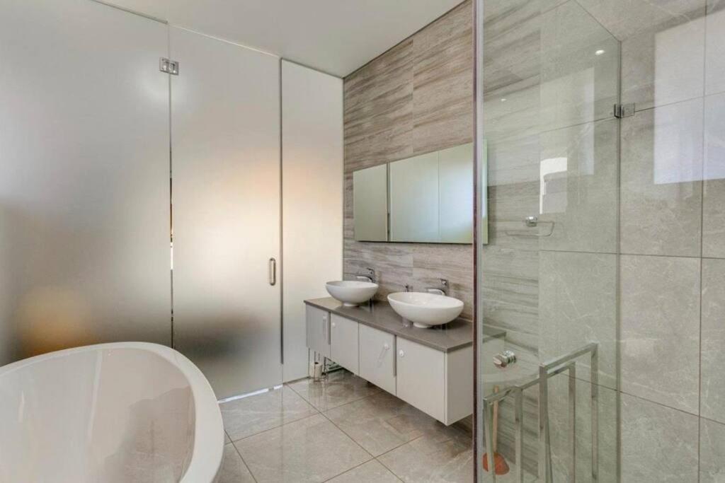 Luxury On Berkeley Ferienhaus *