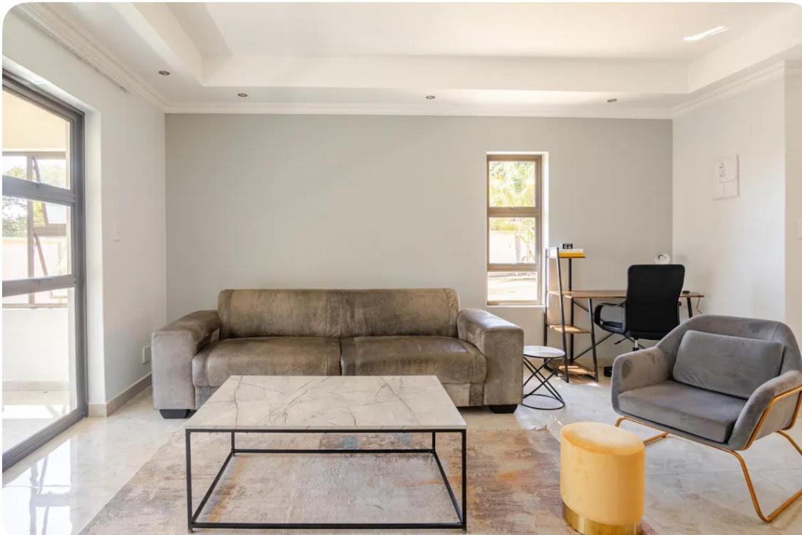 Apartment Serene Escape - Near Sandton, Melrose And Illovo