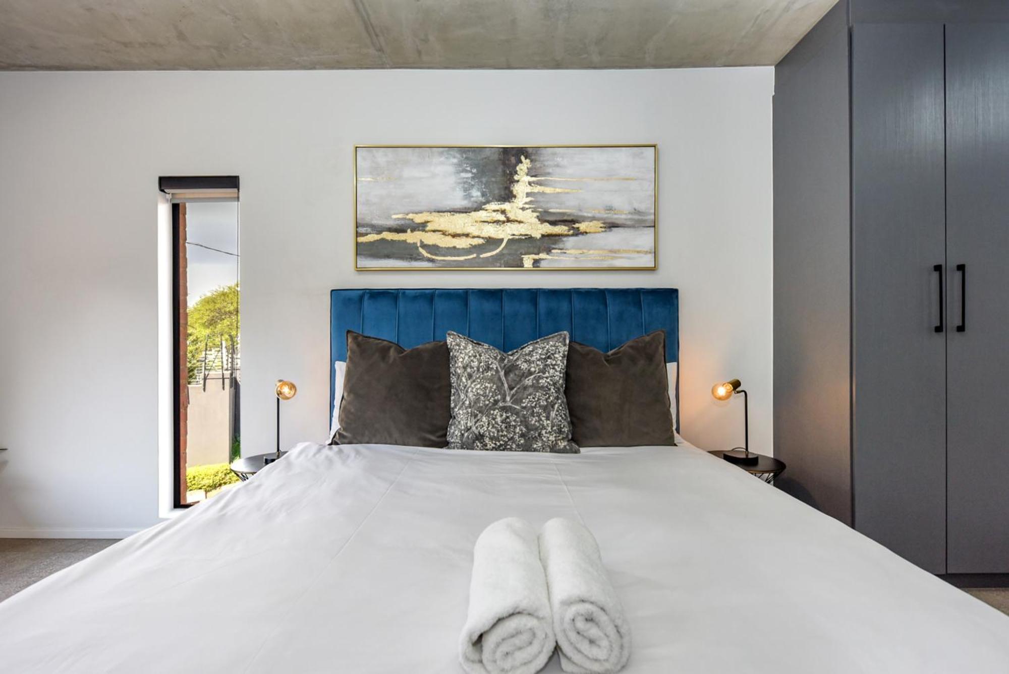 Cozy Hyde Park House Apartment *