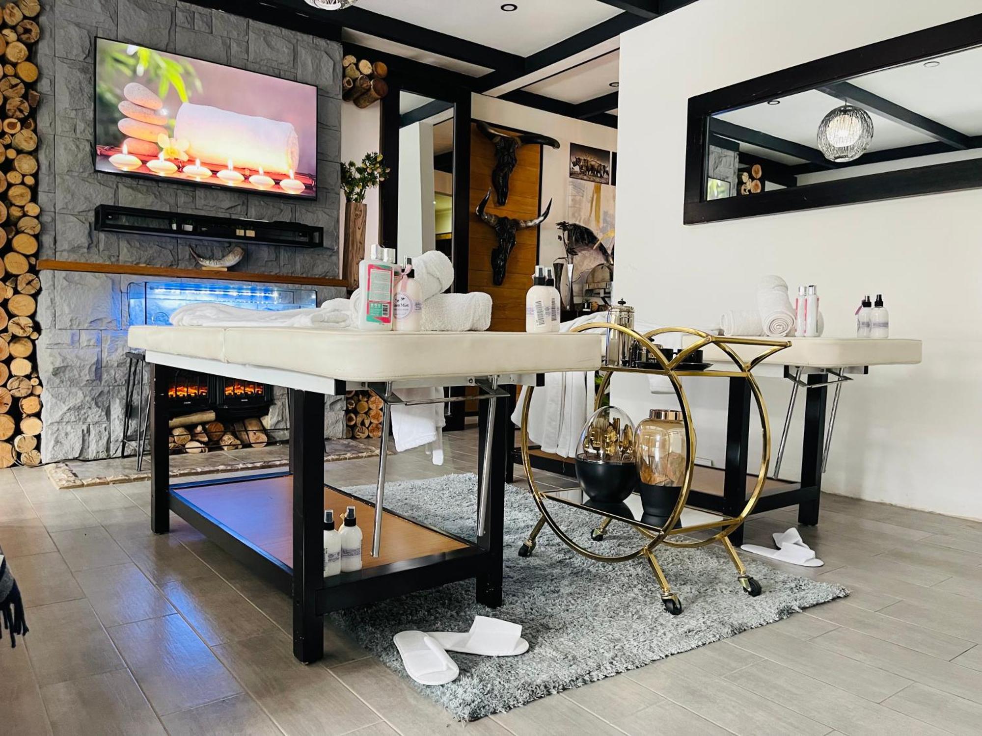 24 On Basil Boutique Luxury Khách sạn Johannesburg