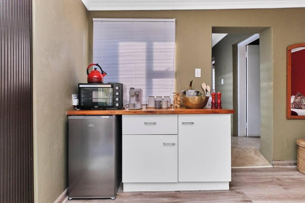 The Fir Tree Cottage, Parkhurst *