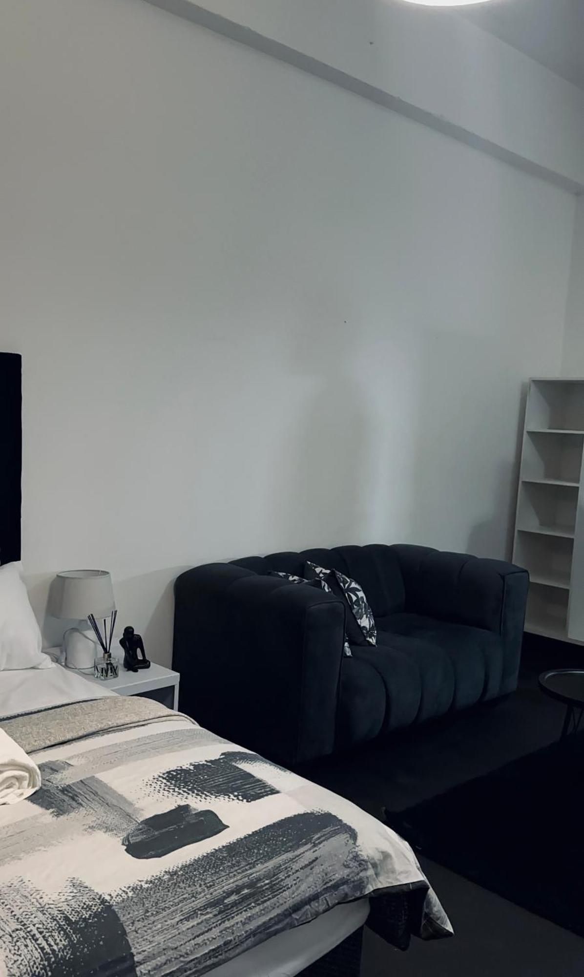 Da Vinci Lifestyle Maboneng Acomodação com café da manhã  *