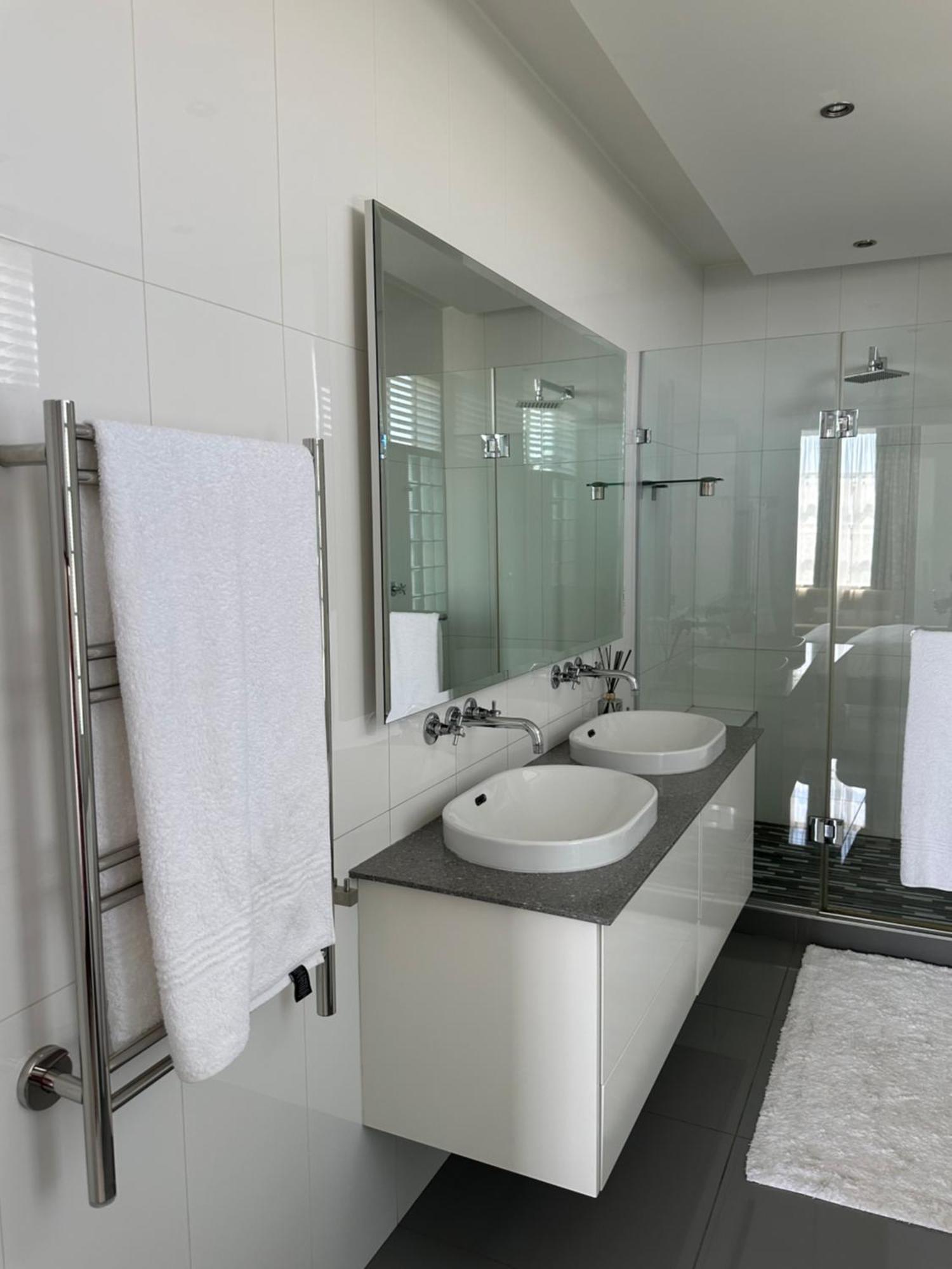 Apartment The Cedar Luxury 3 Bedroom *