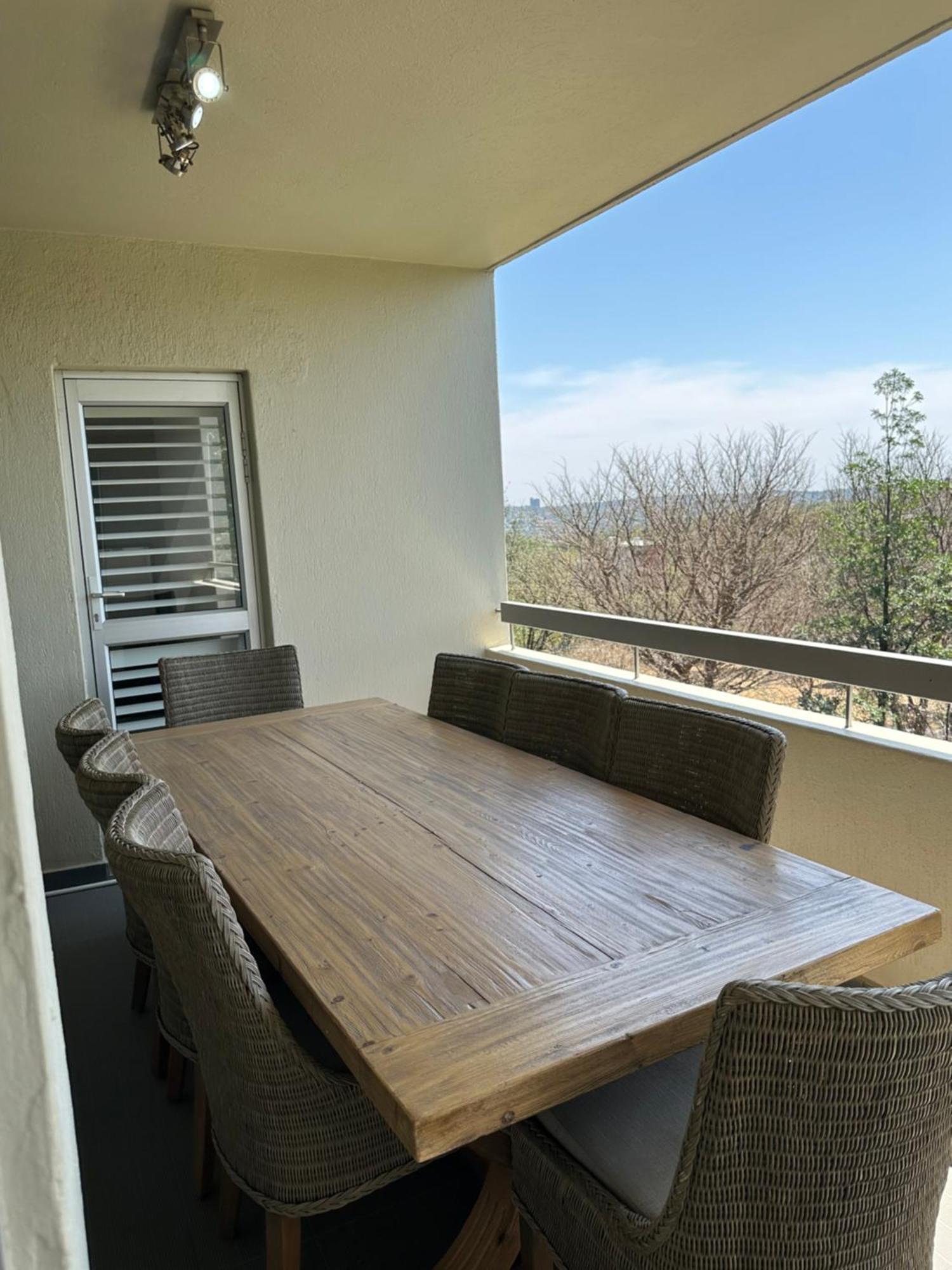 Apartment The Cedar Luxury 3 Bedroom