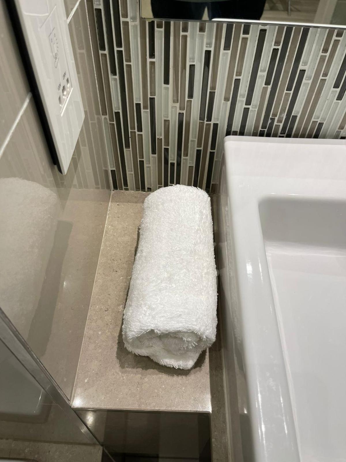 Sandton Skye Aparthotel *