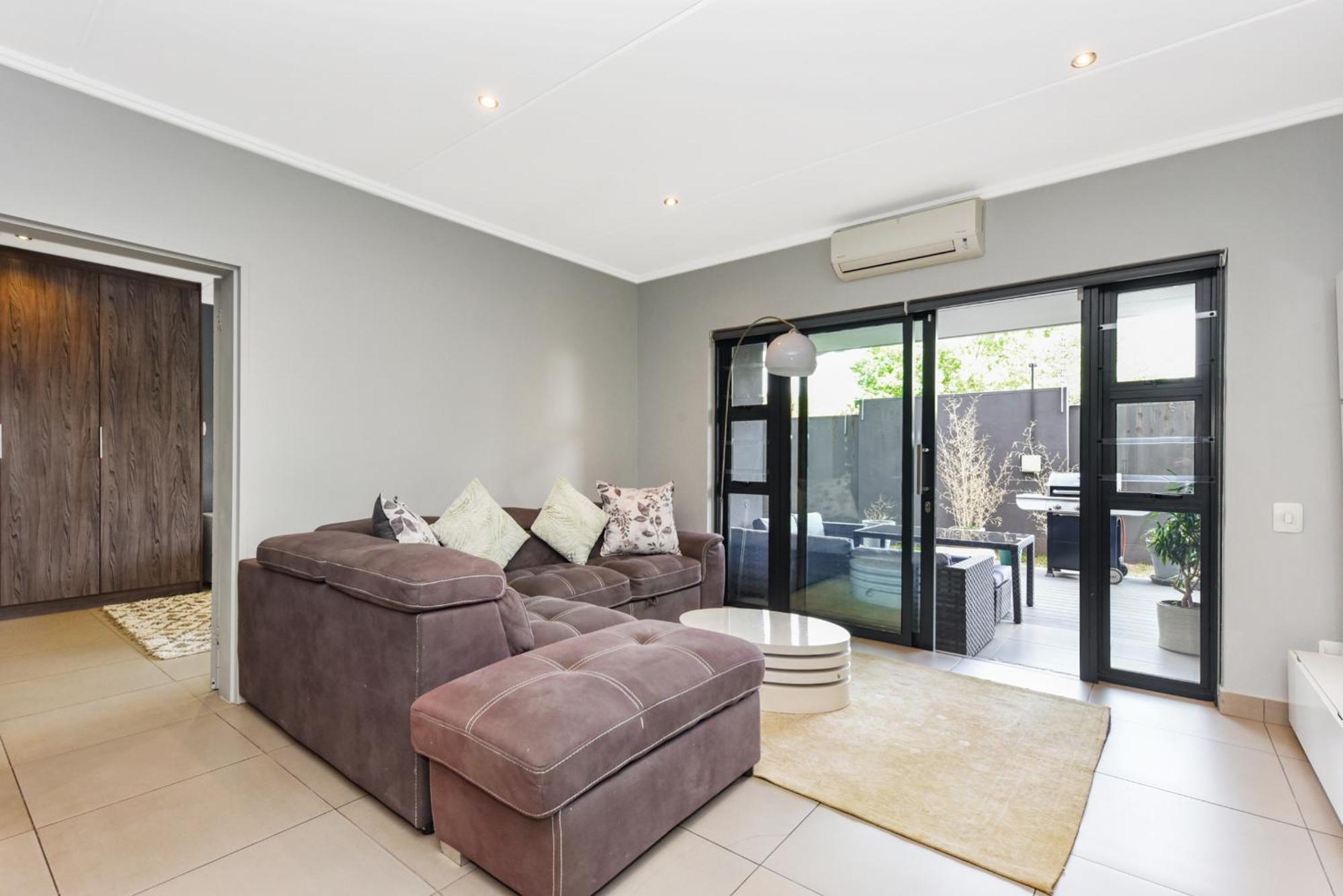 Apartamento The Odyssey Lifestyle Complex Morningside - 2 Br Joanesburgo