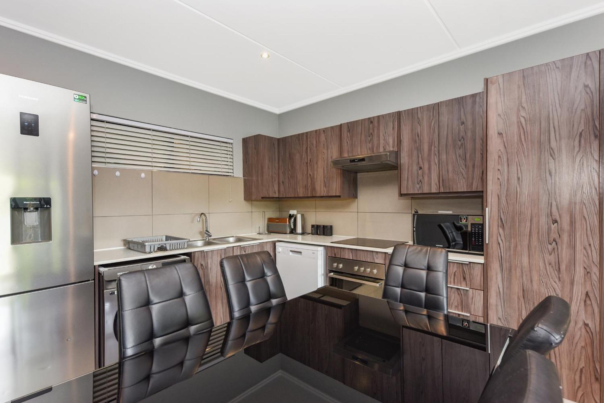The Odyssey Lifestyle Complex Morningside - 2 Br Apartamento *