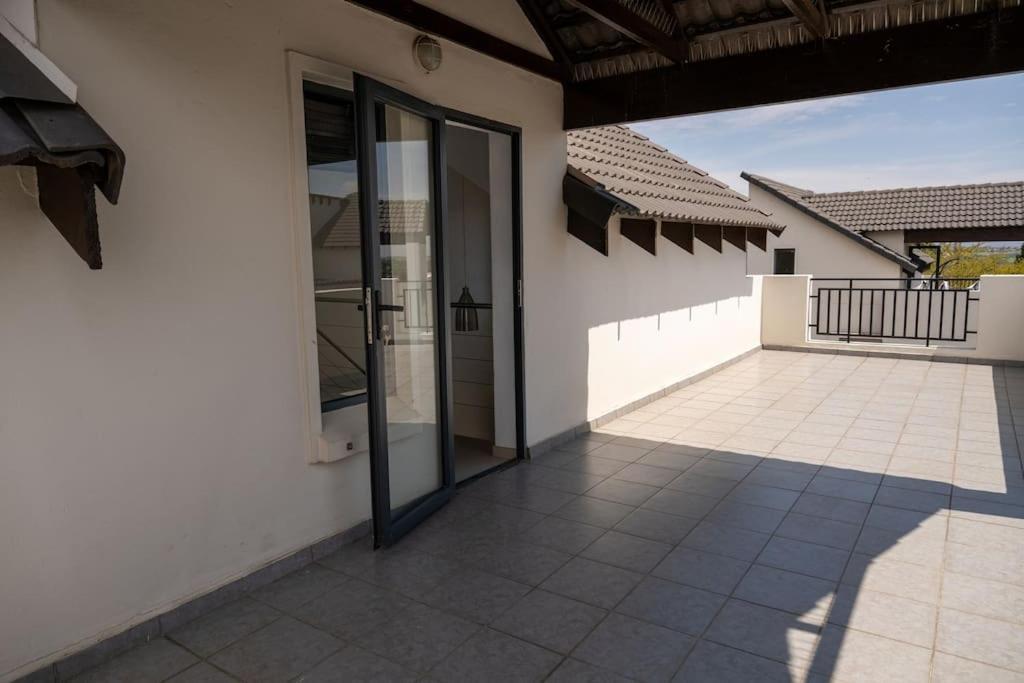 Sandton Stays-two Bedroom In Dainfern Johannesburg