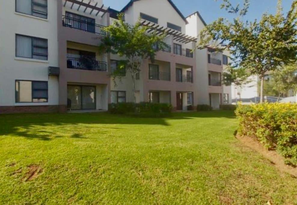 Sandton Stays-two Bedroom In Dainfern Johannesburg