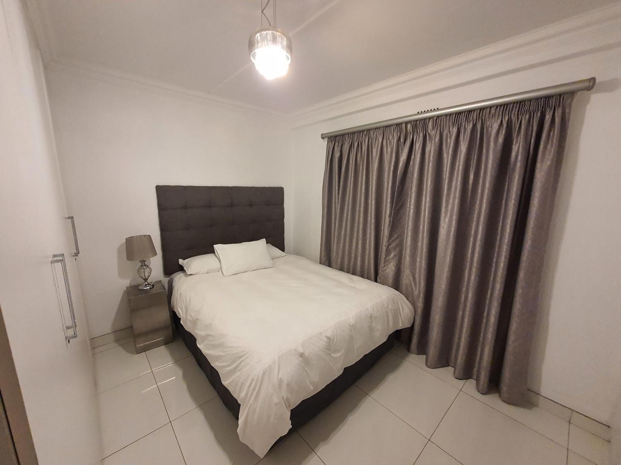 Upmarket 3 Bedroom Apartment Johannesburg