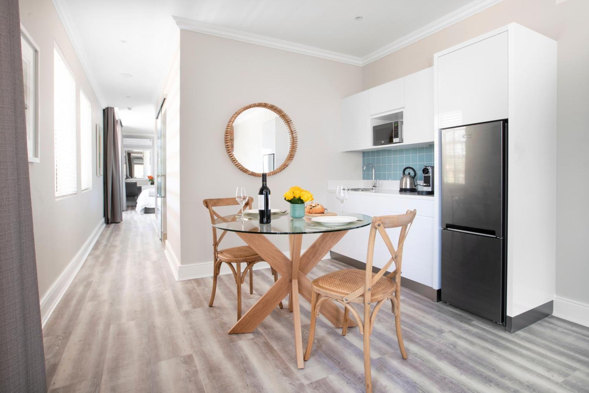 On Sixty6 Apartamento