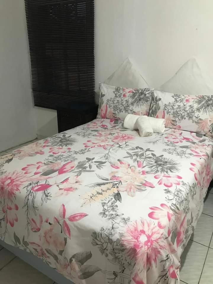 Lalas Guest house Johannesburg