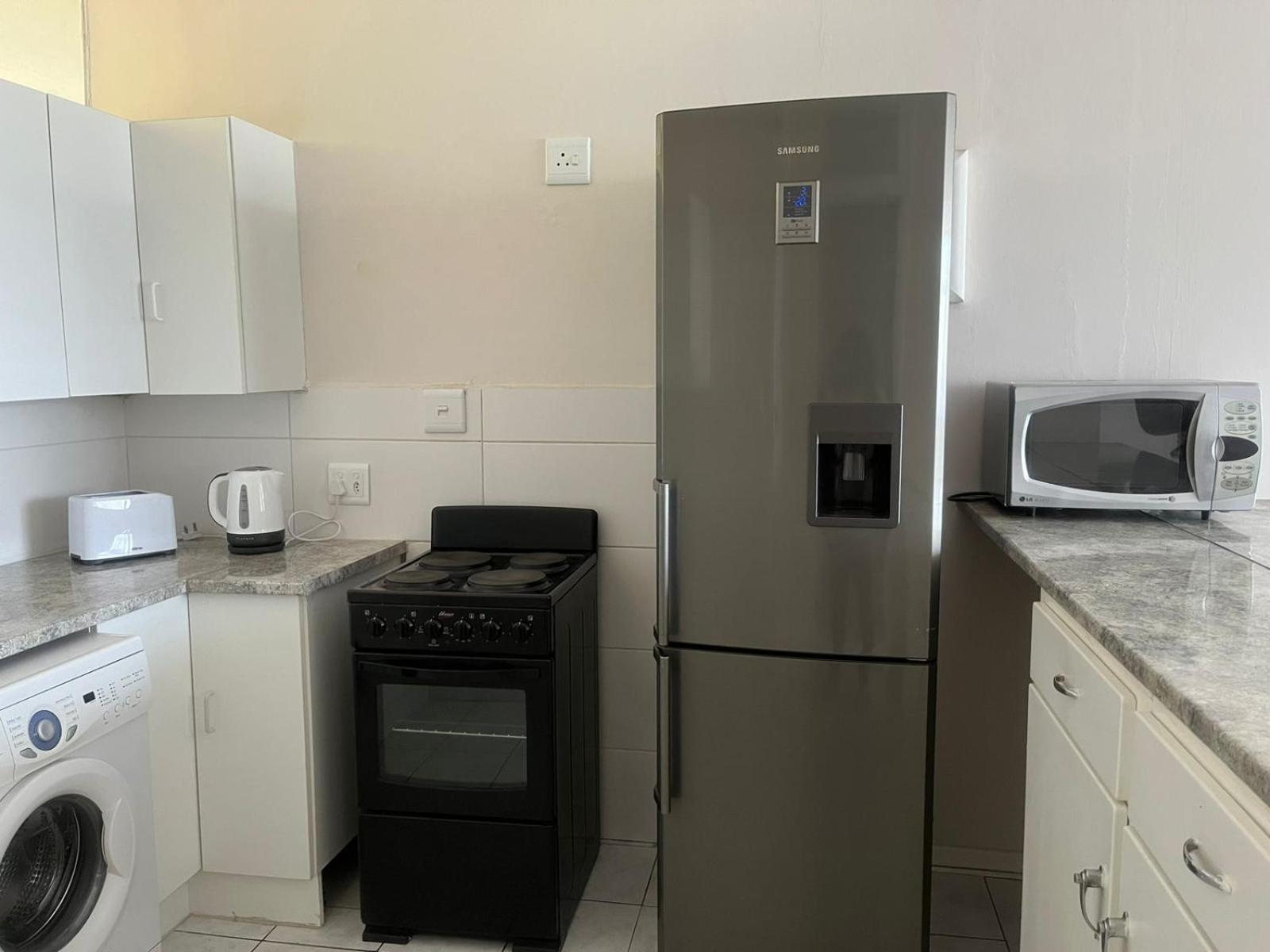 Benmore Gardens -1 Bedroom *