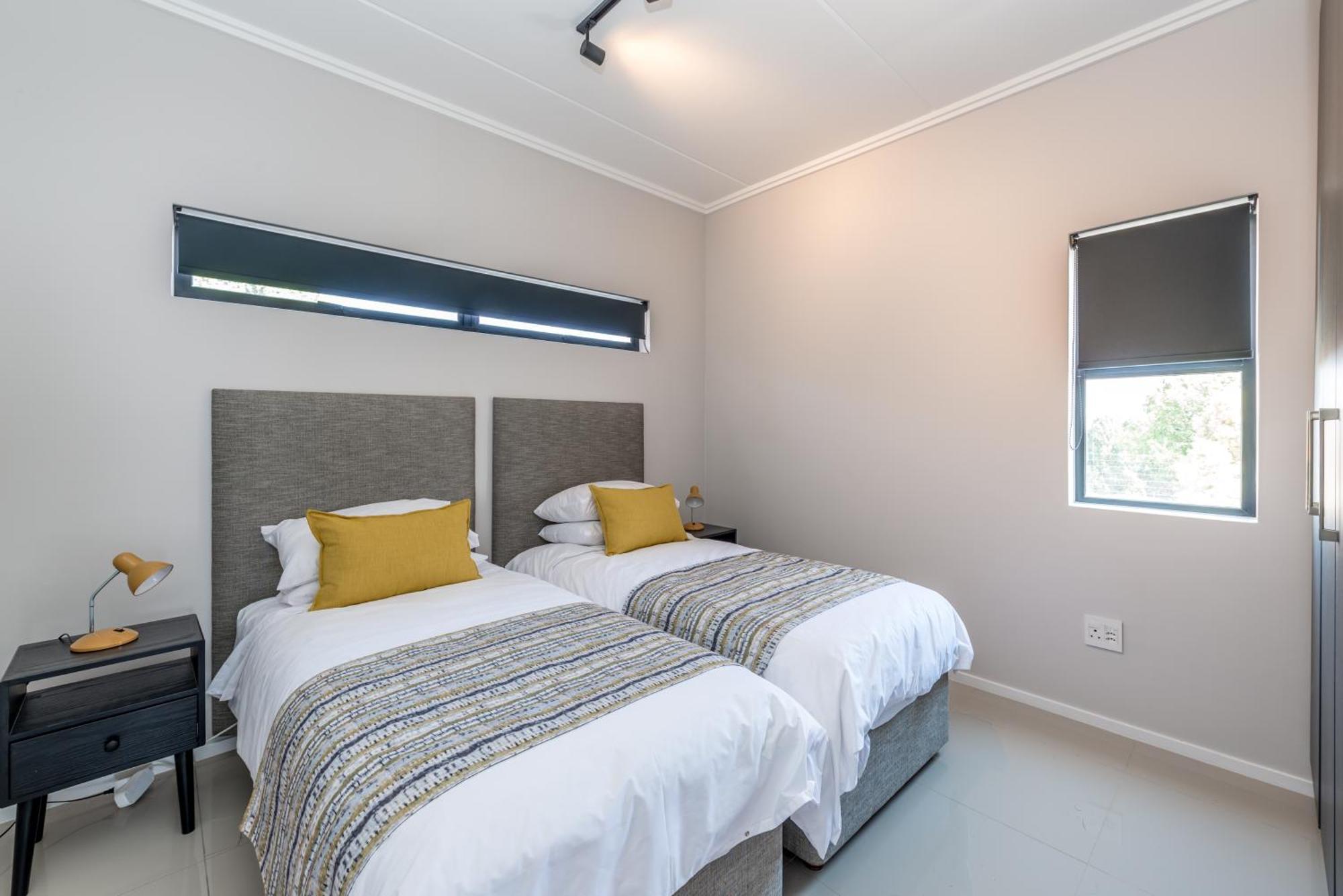 Long & Short With Uncapped Wi-fi & Security Apartment Johannesburg
