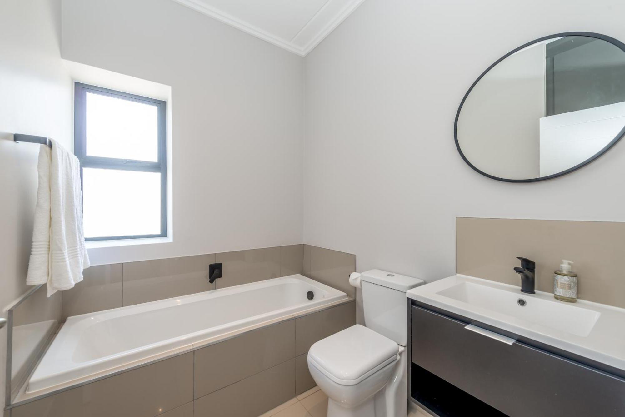 Apartment Long & Short With Uncapped Wi-fi & Security