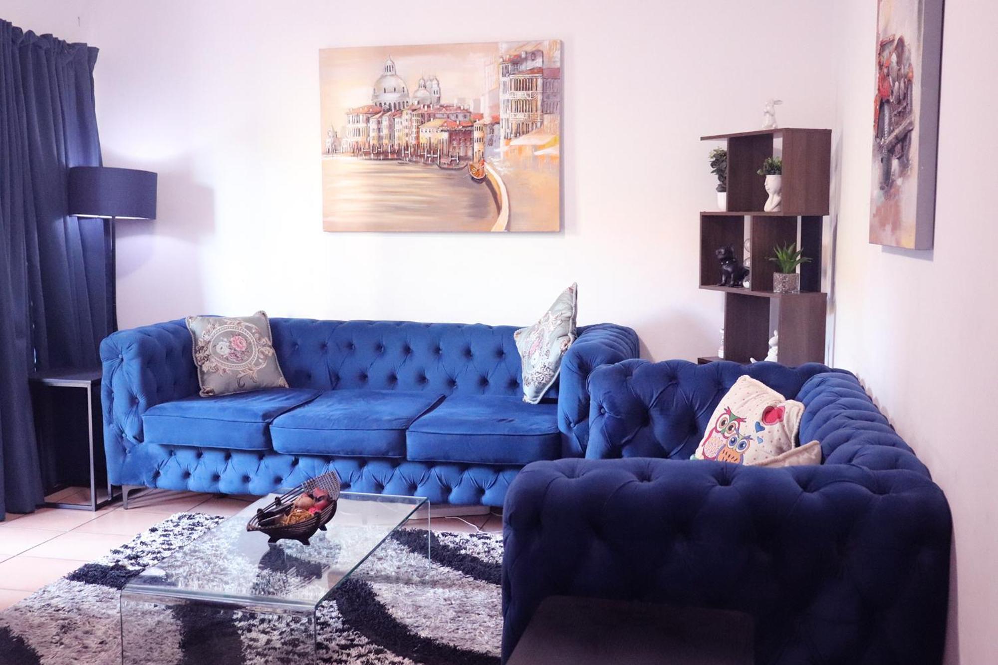 Lovely In A Shared With Pool Apartment *