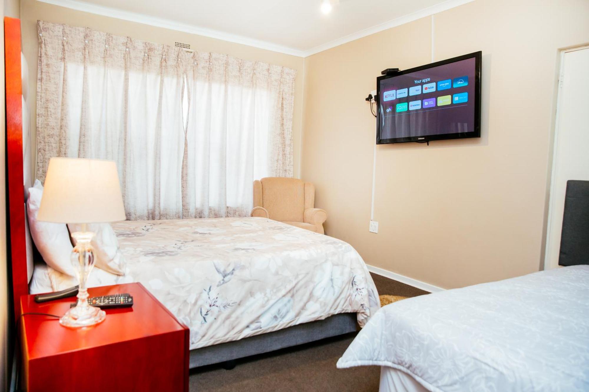 Guest house Sandton Hideout *