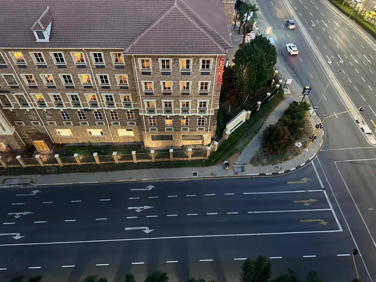 The Penthouse At 206 Westpoint Johannesburg