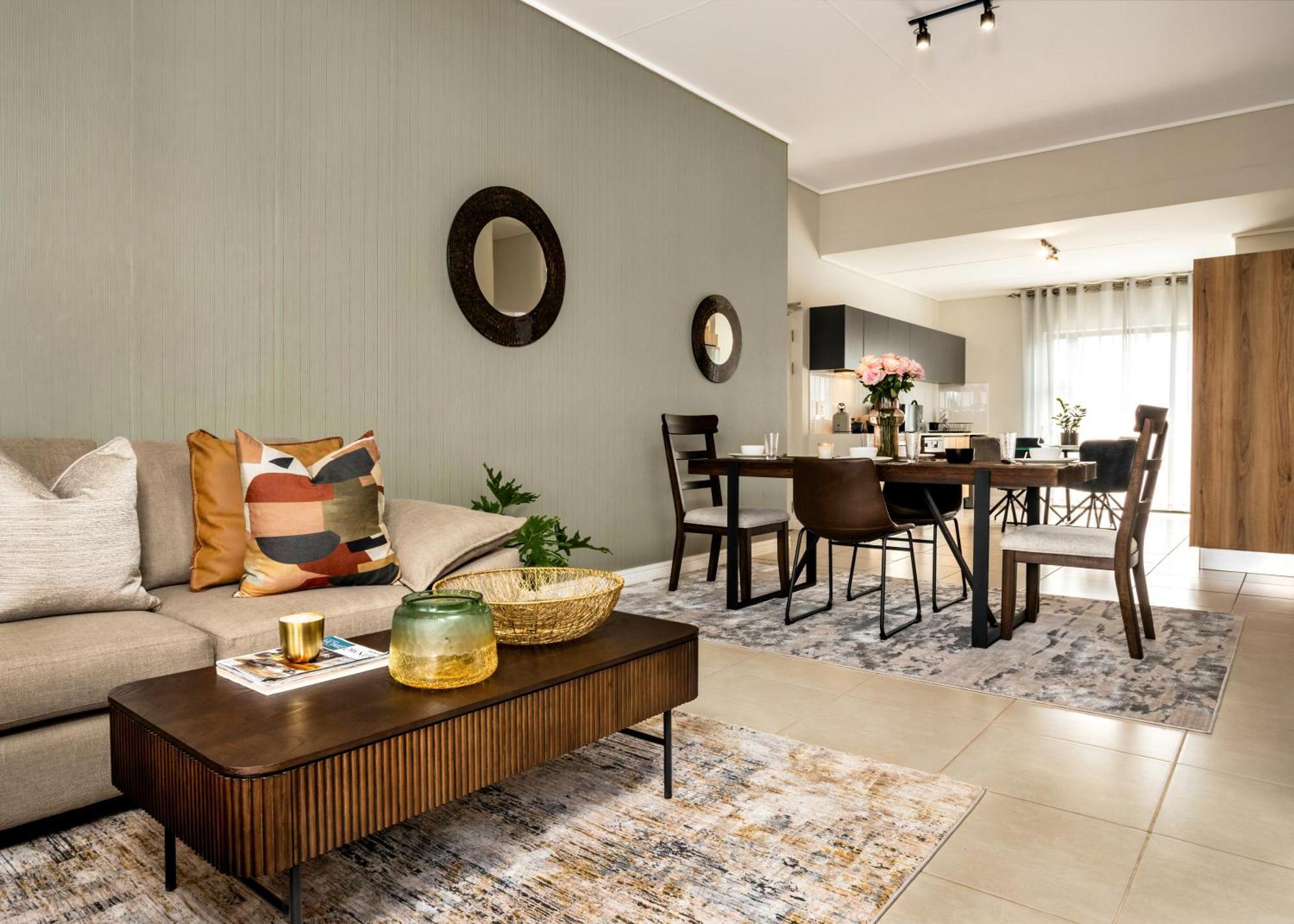 Woman Era-penthouse Apartment Johannesburg