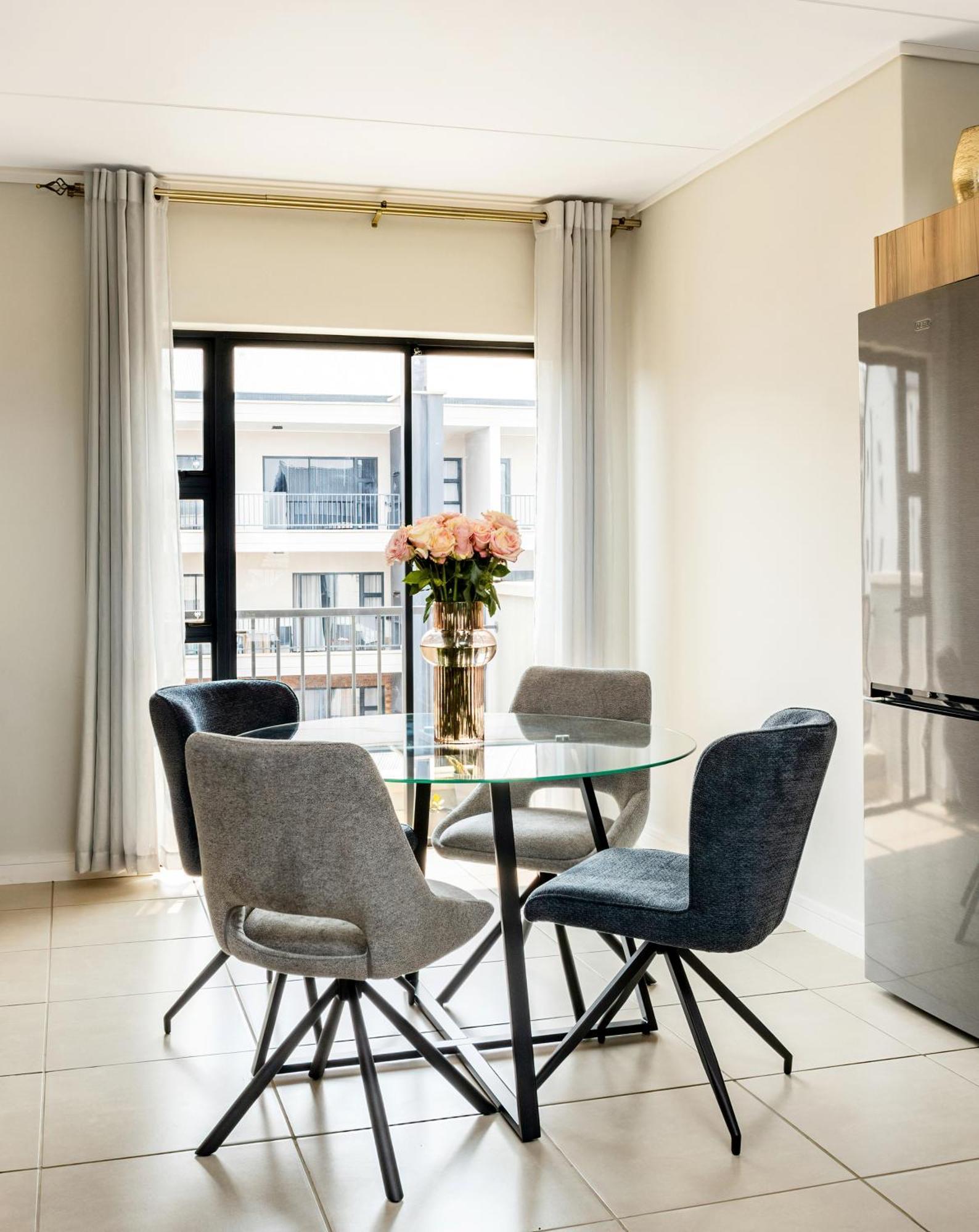 Apartment Woman Era-penthouse Johannesburg