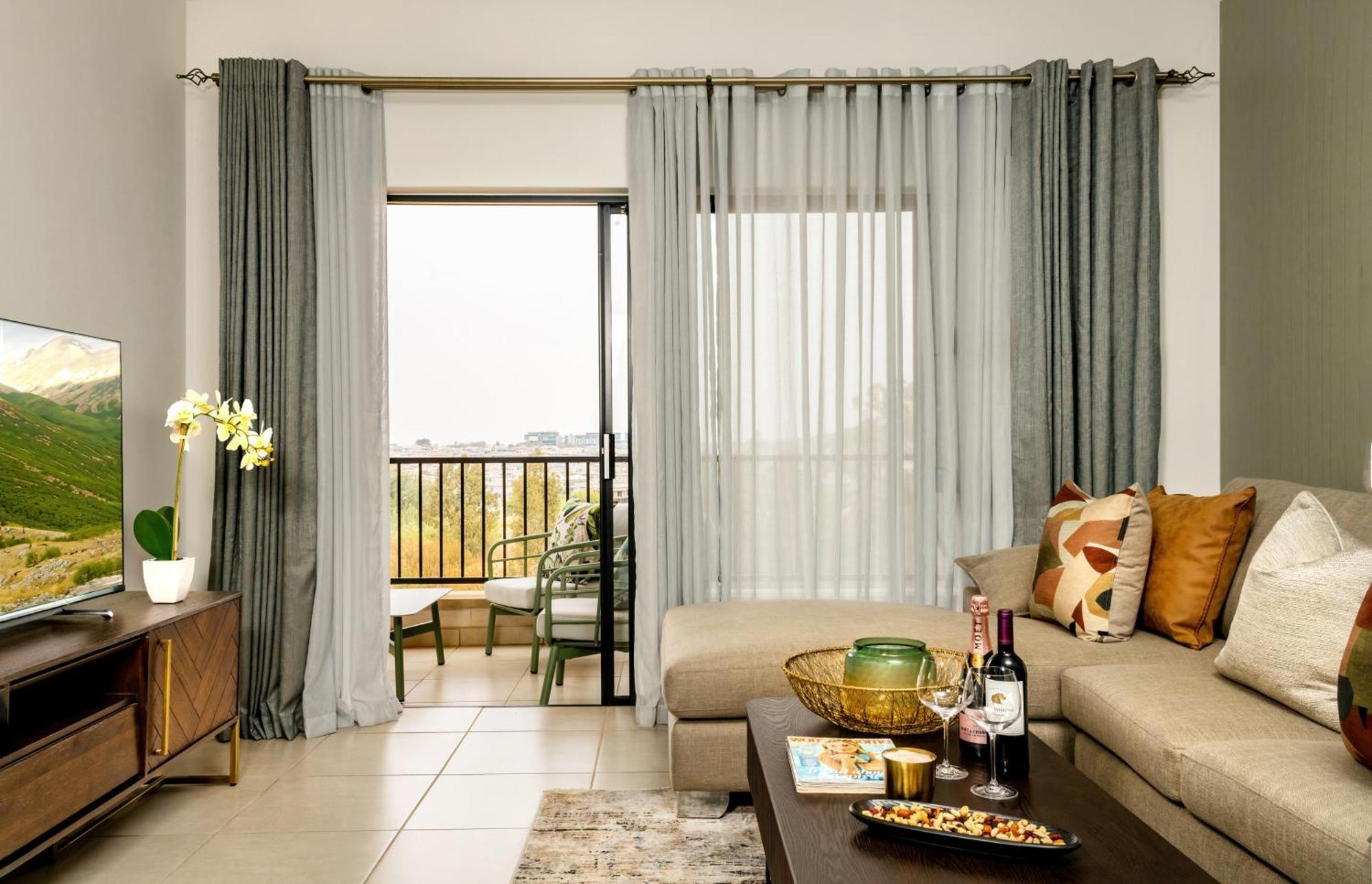 Woman Era-penthouse Johannesburg
