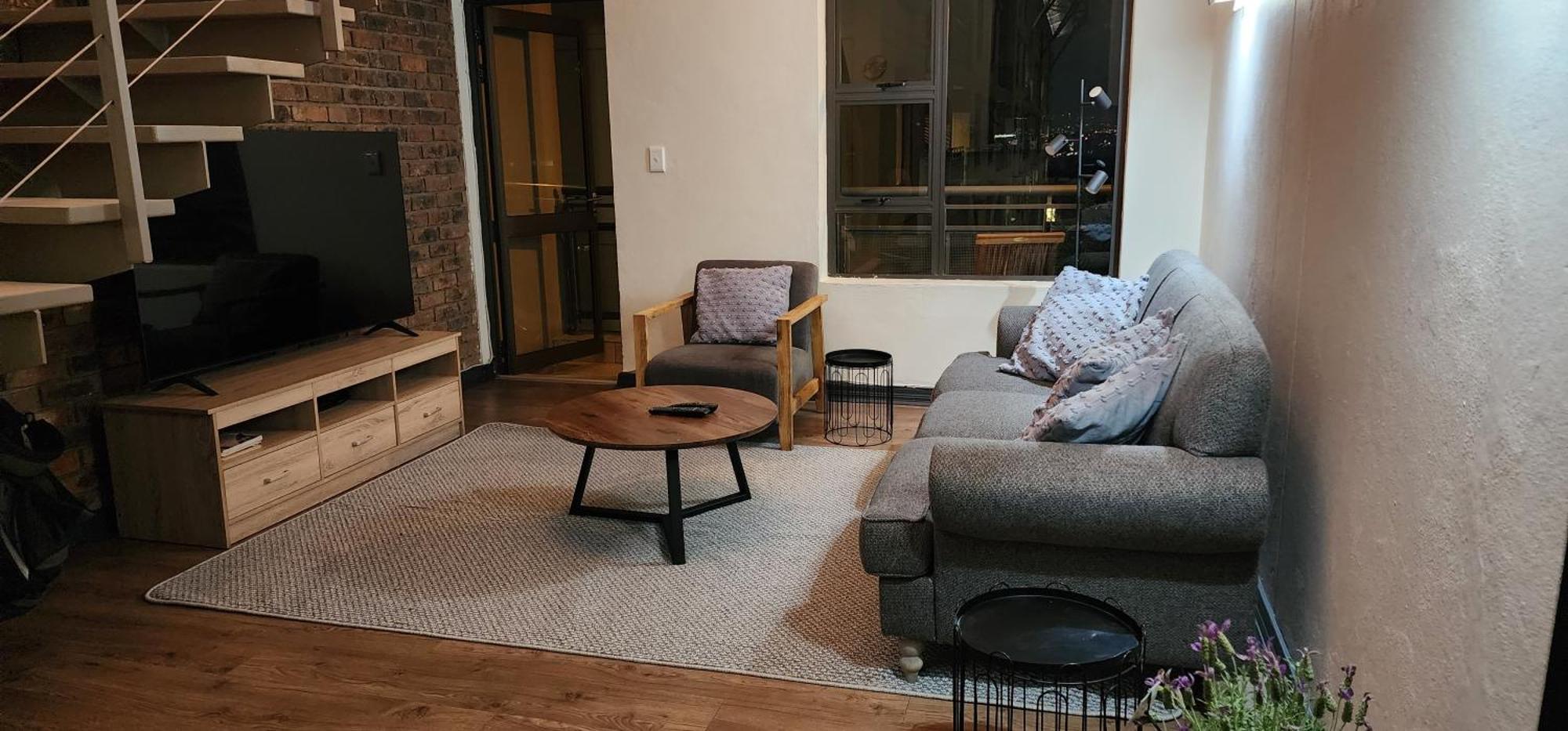 The Penthouse At 206 Westpoint Johannesburg