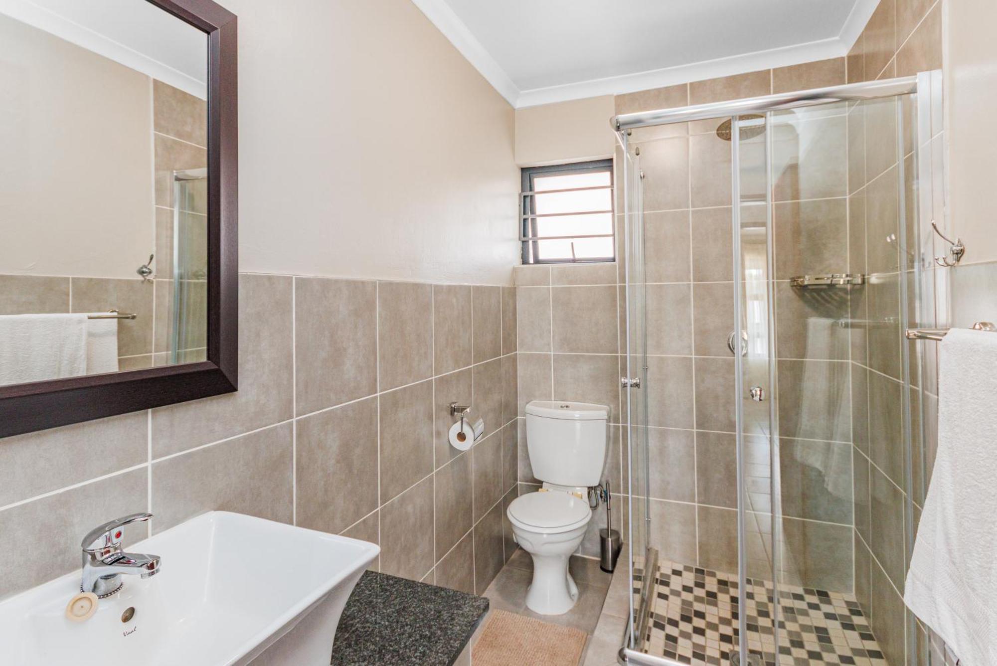 Airville Luxury Apartments, 7Min Drive To Cresta Mall Apartment