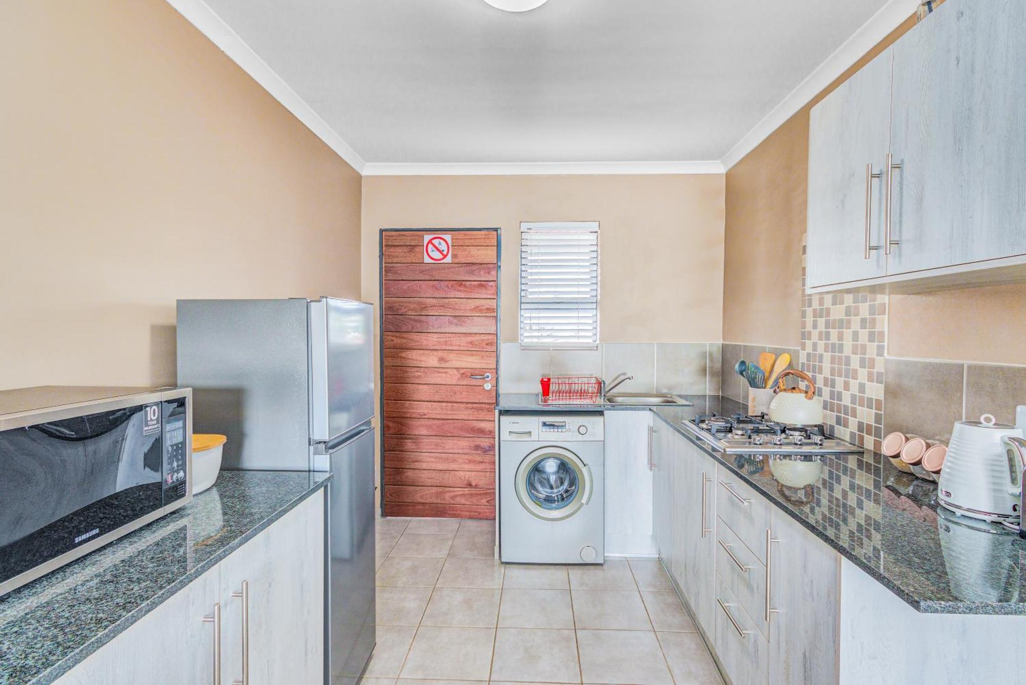 Apartment Airville Luxury Apartments, 7Min Drive To Cresta Mall *